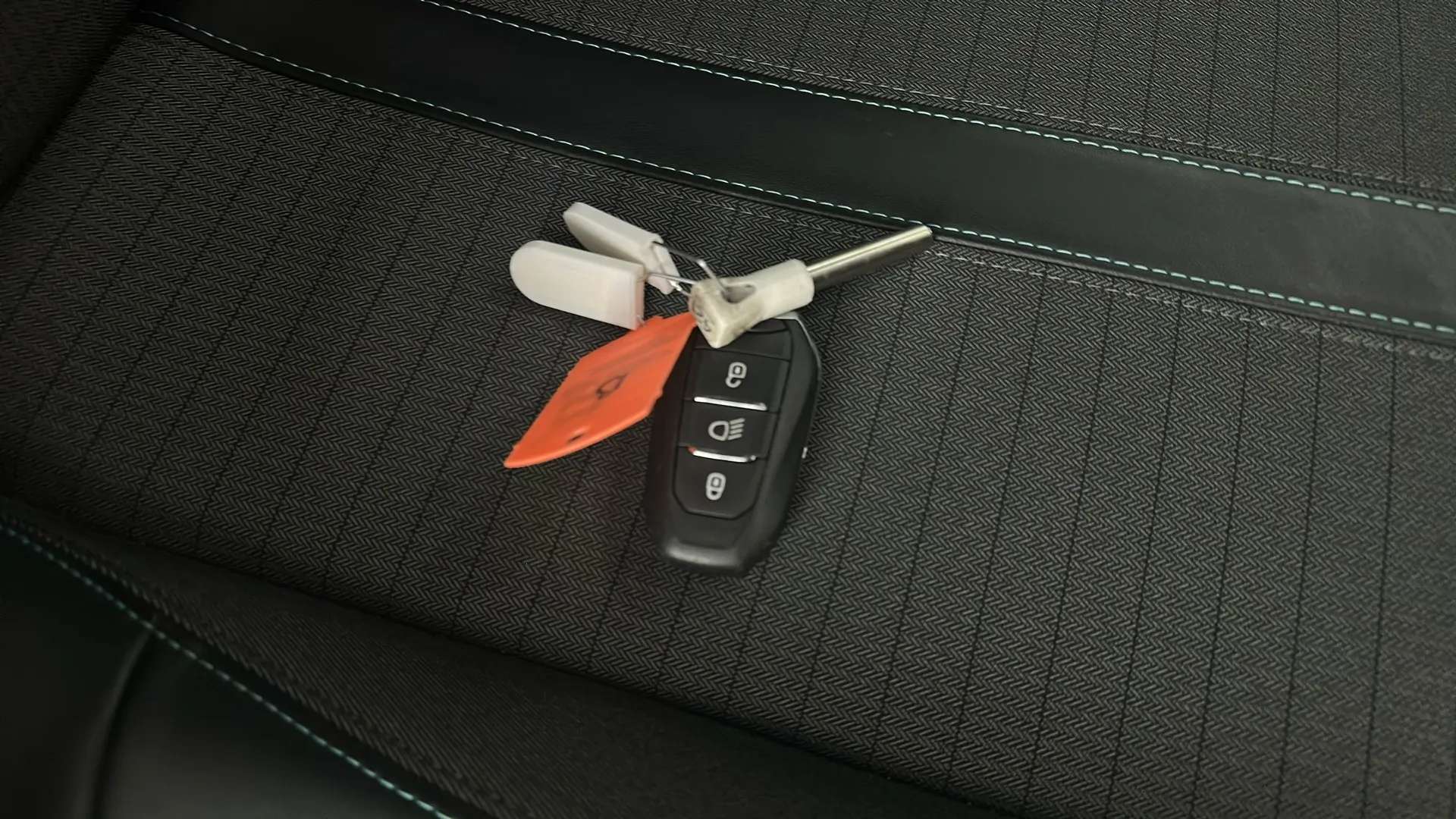 2022 PEUGEOT 2008 2022 PEUGEOT 2008