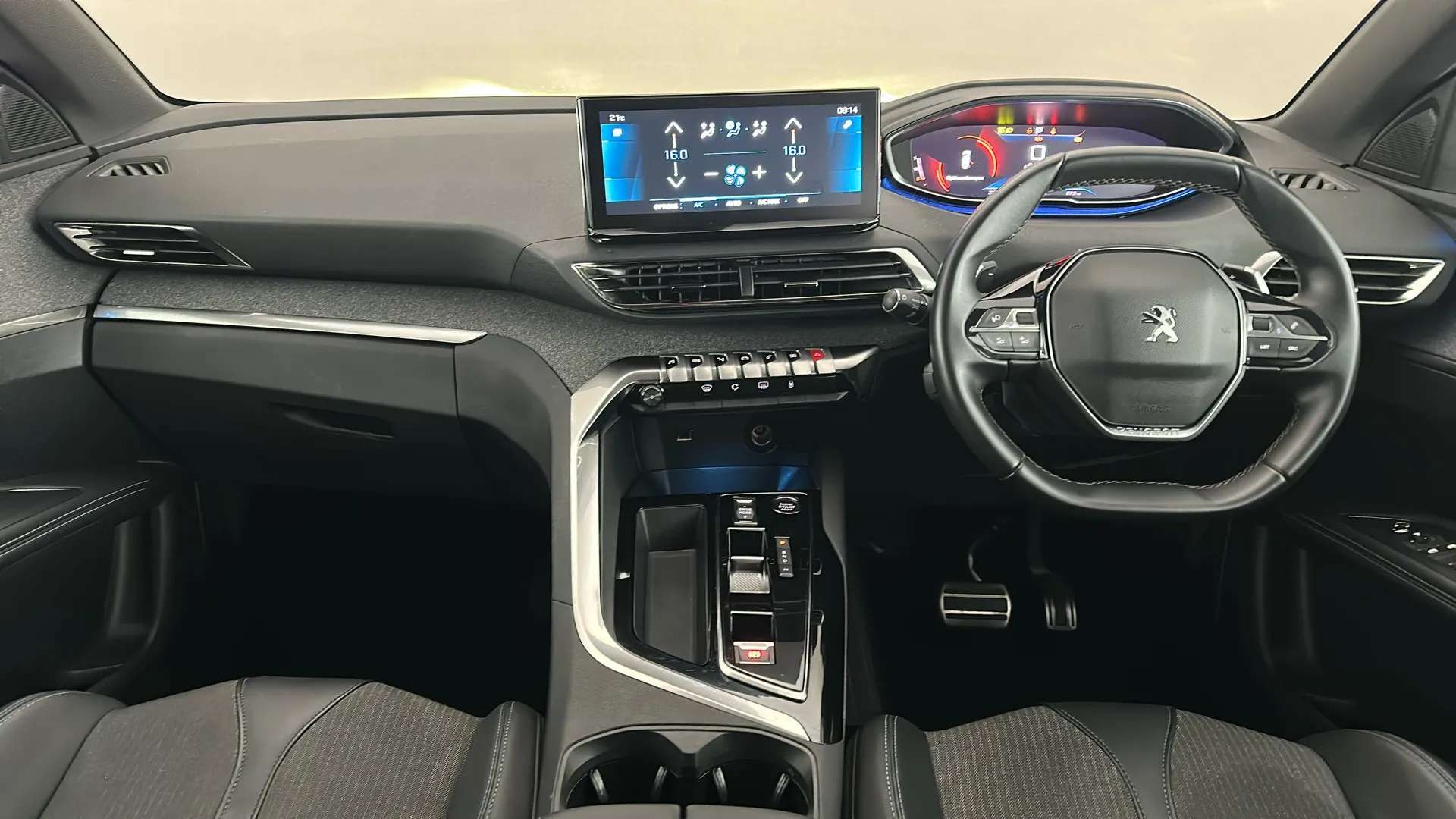2023 PEUGEOT 3008 2023 PEUGEOT 3008