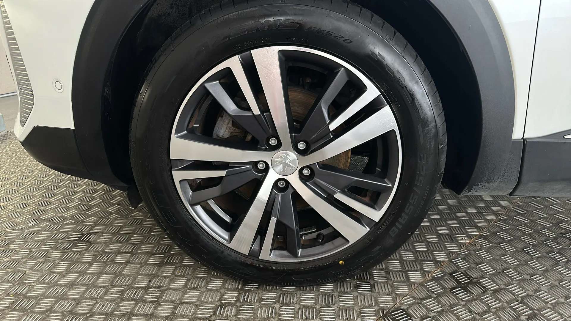 2023 PEUGEOT 3008 2023 PEUGEOT 3008