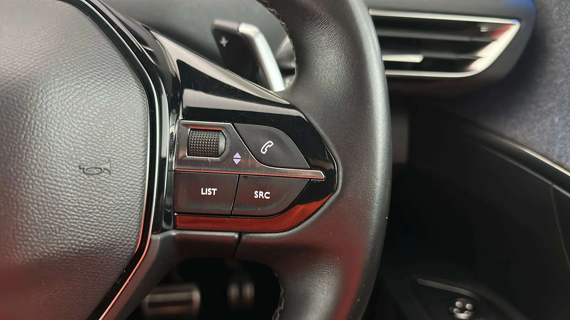 2023 PEUGEOT 3008 2023 PEUGEOT 3008