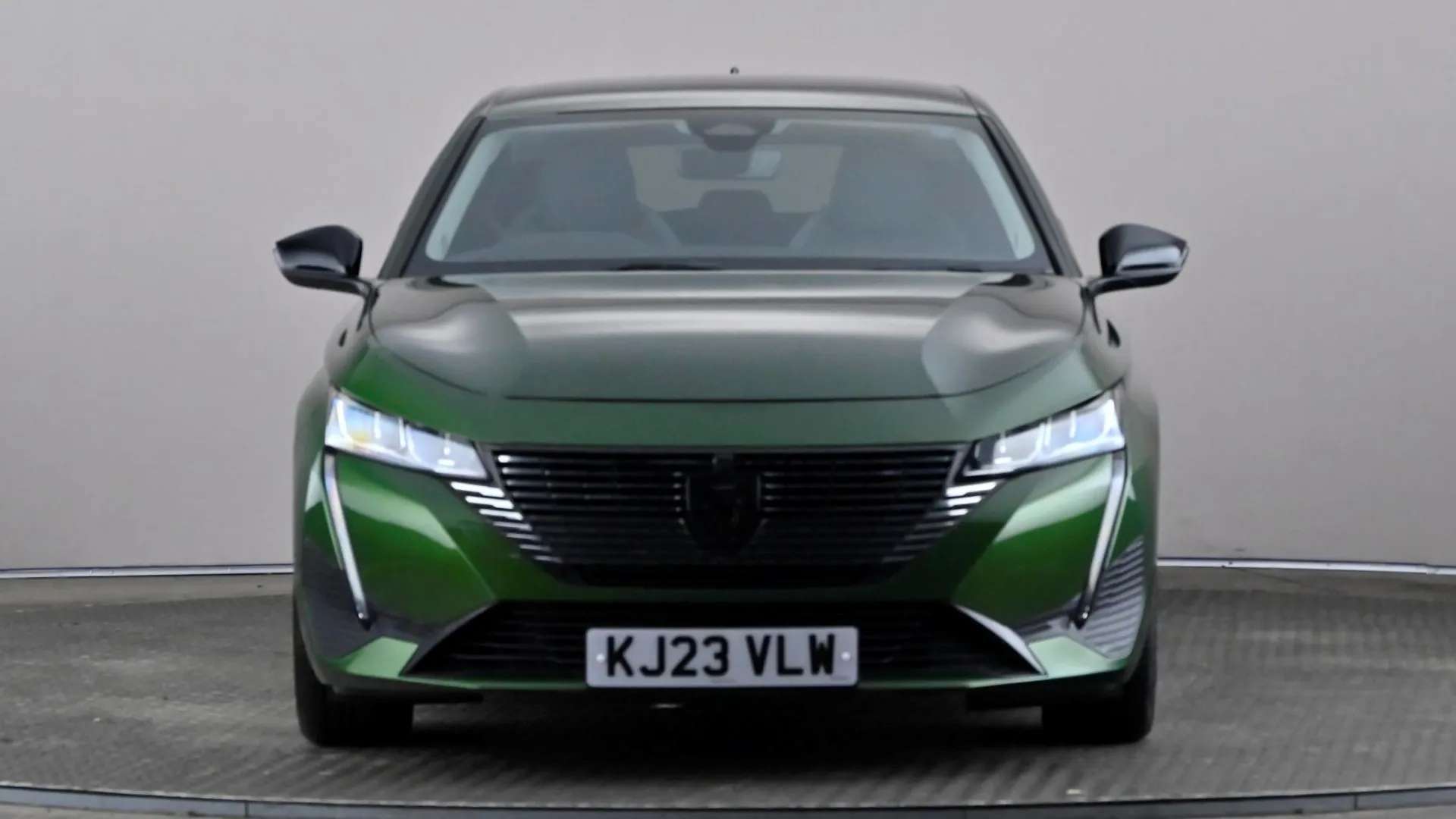 A 2023 PEUGEOT 308 1.2 PureTech Allure Premium EAT8 A 2023 PEUGEOT 308 1.2 PureTech Allure Premium EAT8