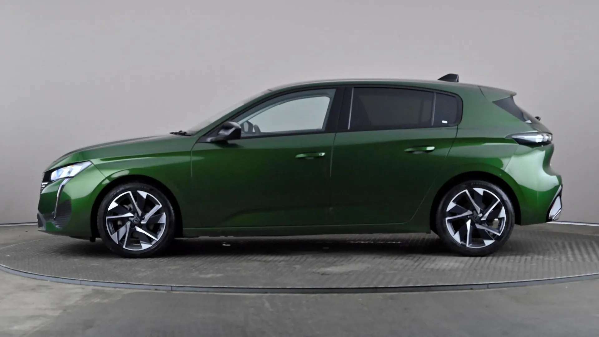 A 2023 PEUGEOT 308 1.2 PureTech Allure Premium EAT8 A 2023 PEUGEOT 308 1.2 PureTech Allure Premium EAT8