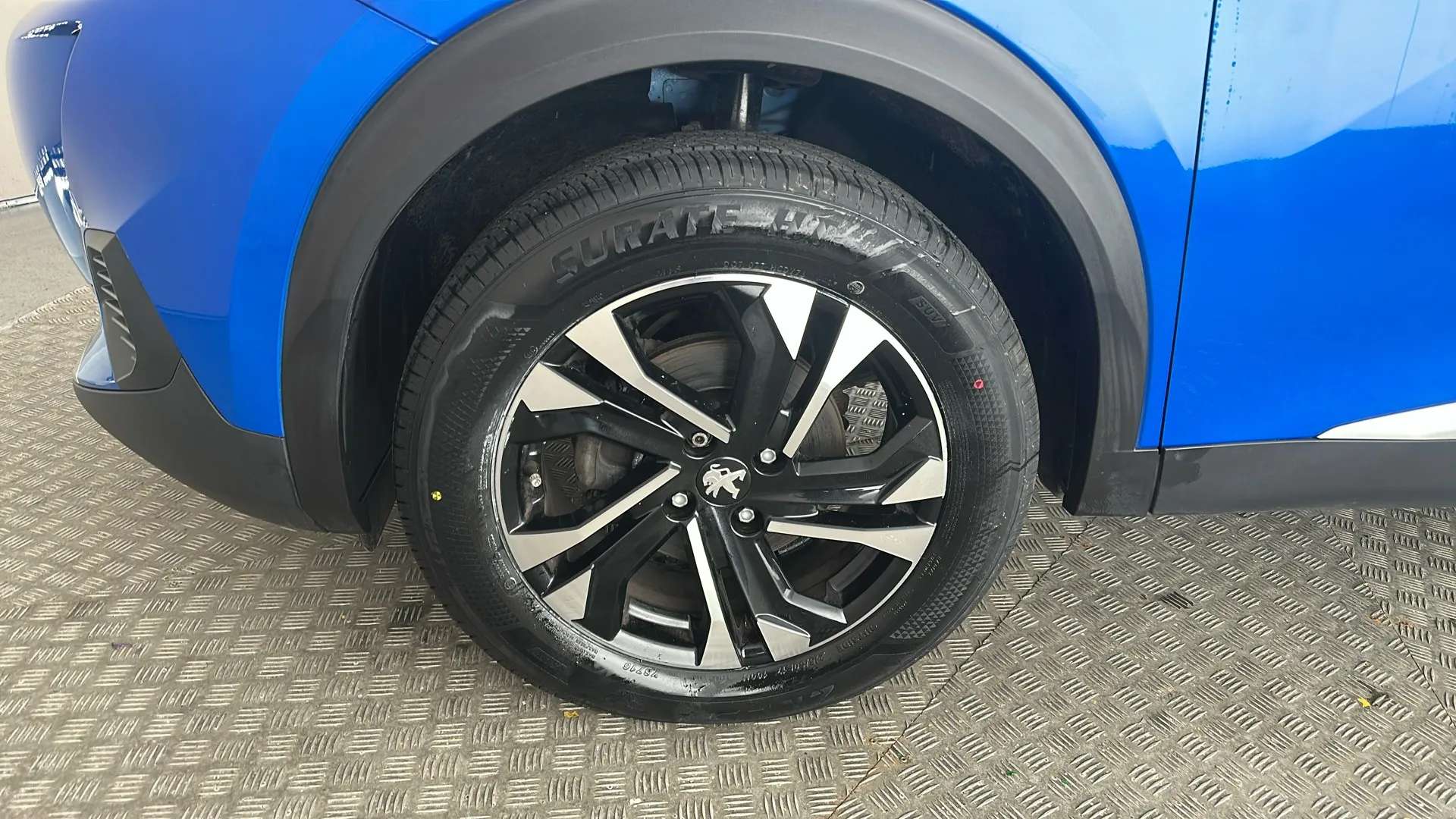 2023 PEUGEOT 2008 2023 PEUGEOT 2008