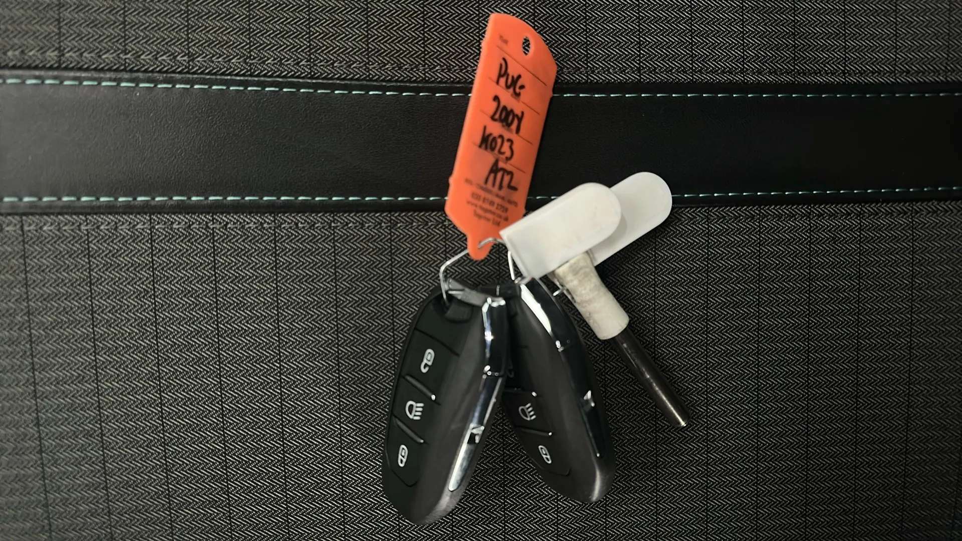 2023 PEUGEOT 2008 2023 PEUGEOT 2008