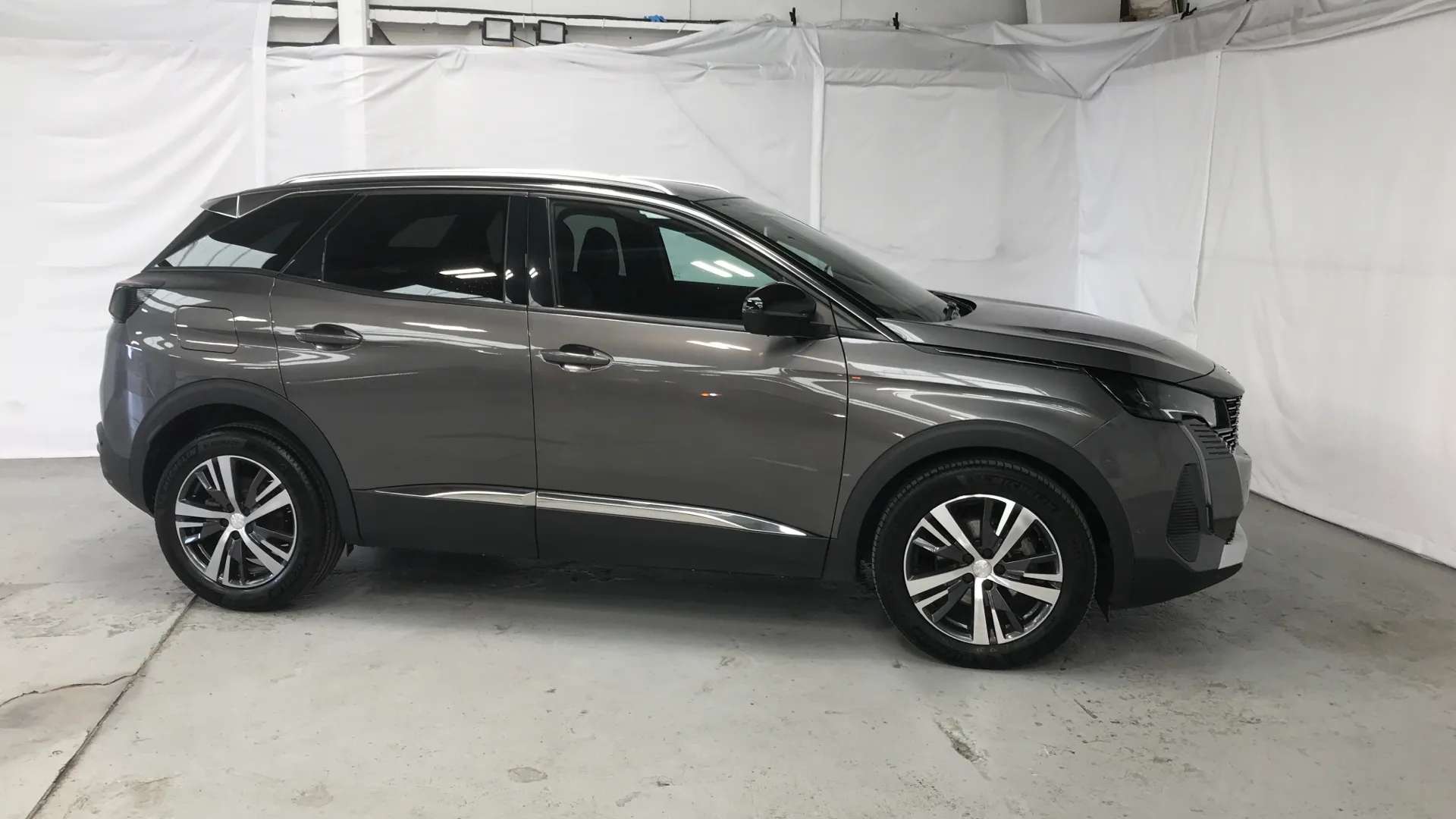 2023 PEUGEOT 3008 2023 PEUGEOT 3008