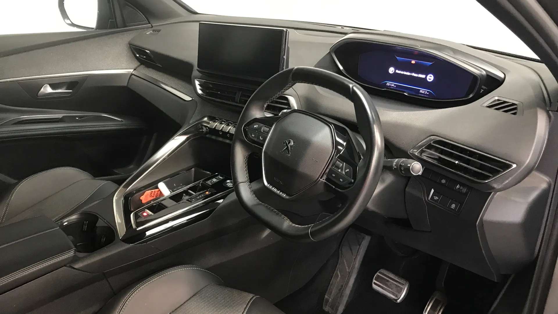 2023 PEUGEOT 3008 2023 PEUGEOT 3008
