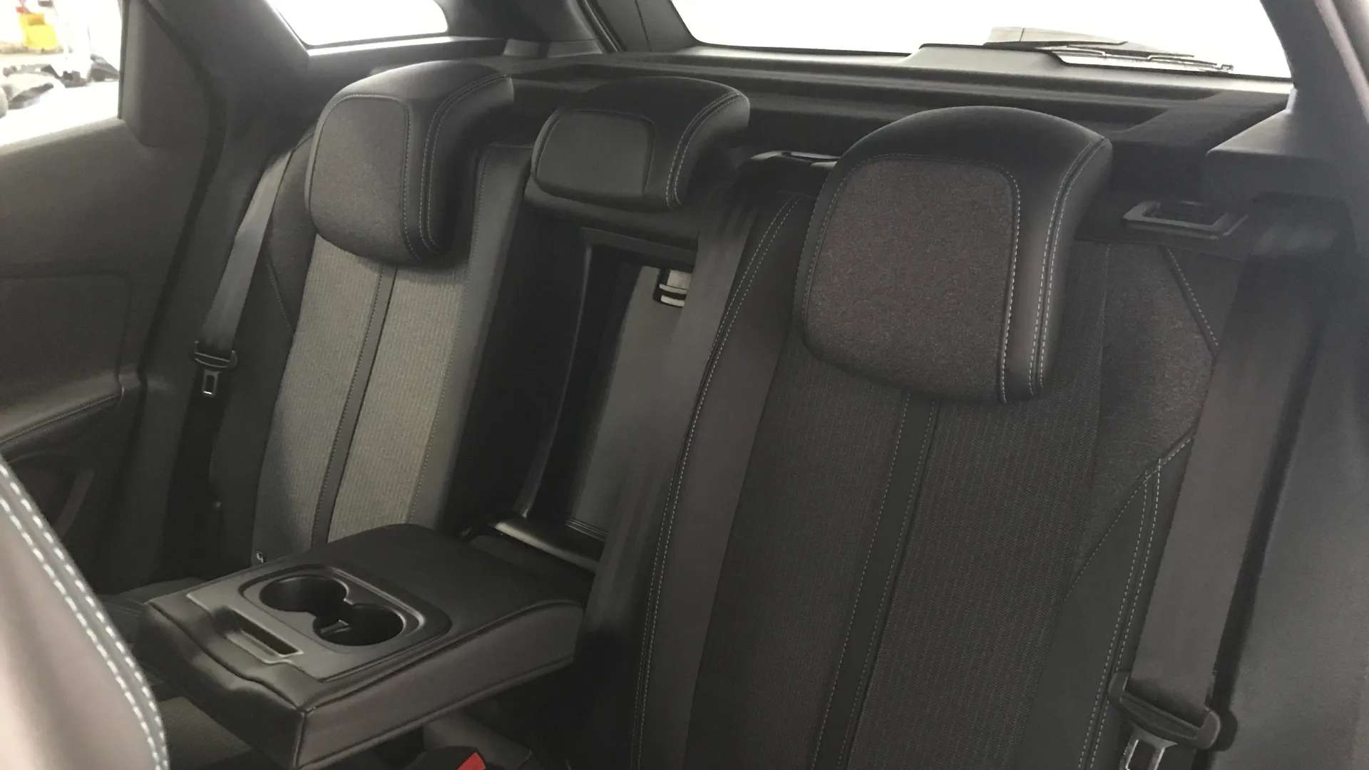 2023 PEUGEOT 3008 2023 PEUGEOT 3008