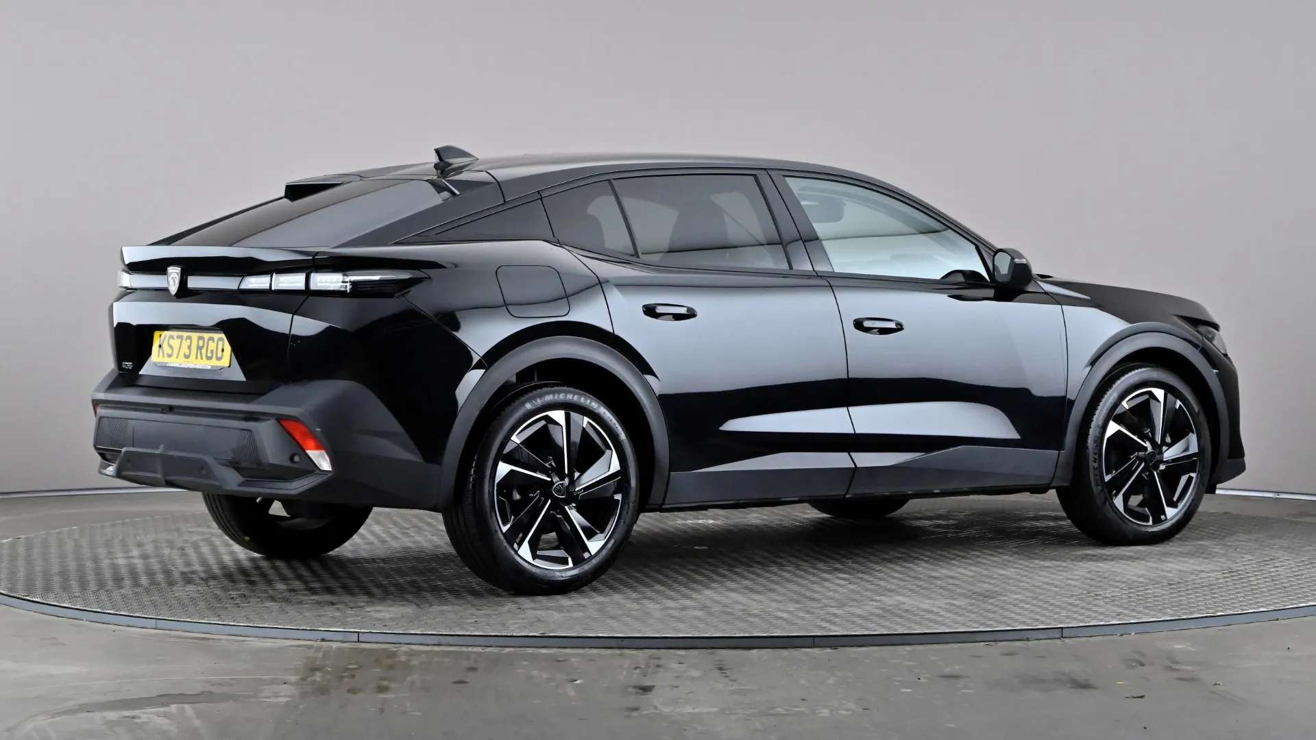 2023 PEUGEOT 408 2023 PEUGEOT 408