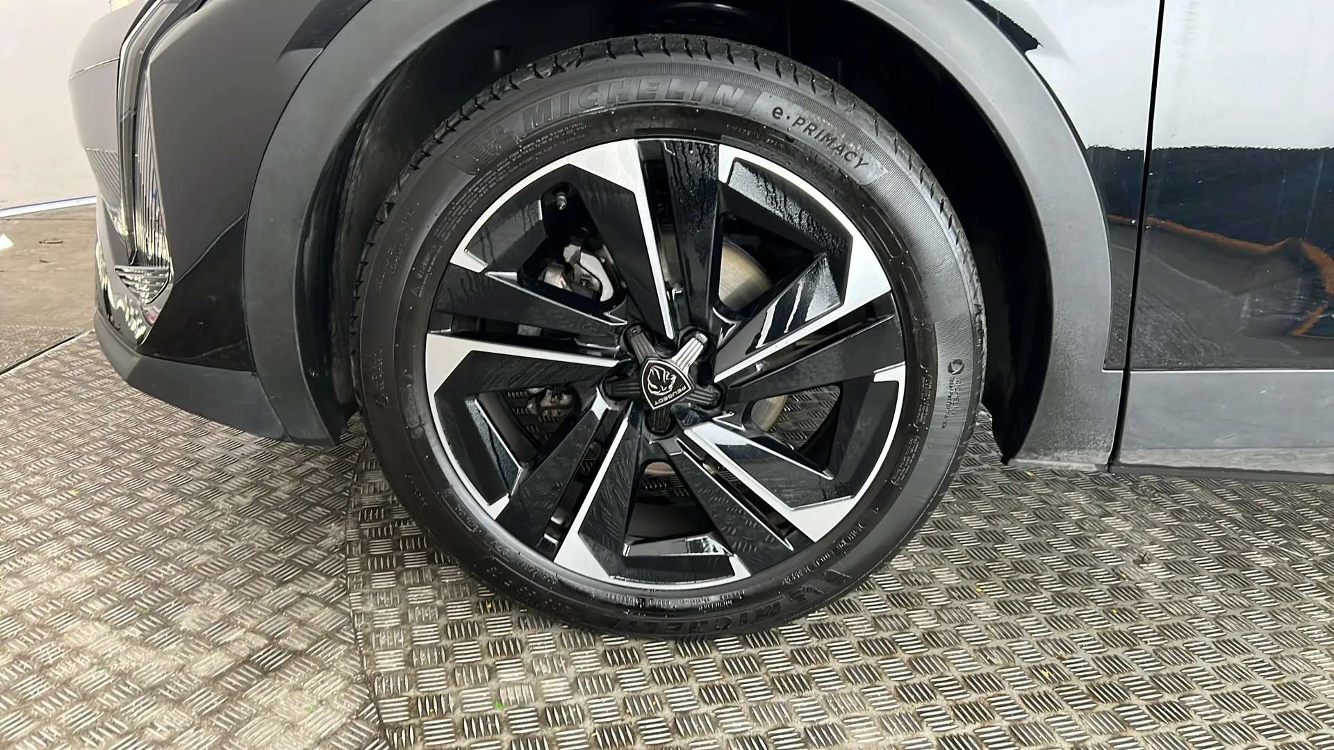 2023 PEUGEOT 408 2023 PEUGEOT 408