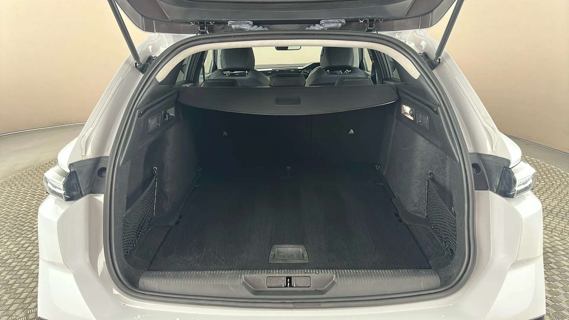 2023 PEUGEOT 308 2023 PEUGEOT 308