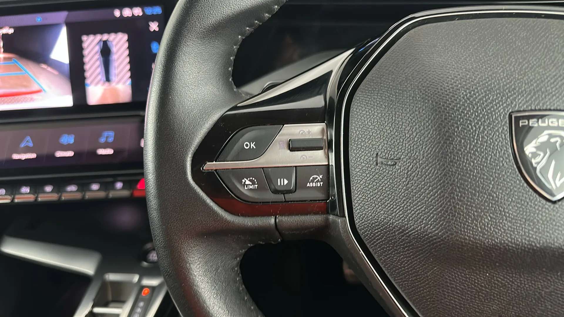 2023 PEUGEOT 308 2023 PEUGEOT 308