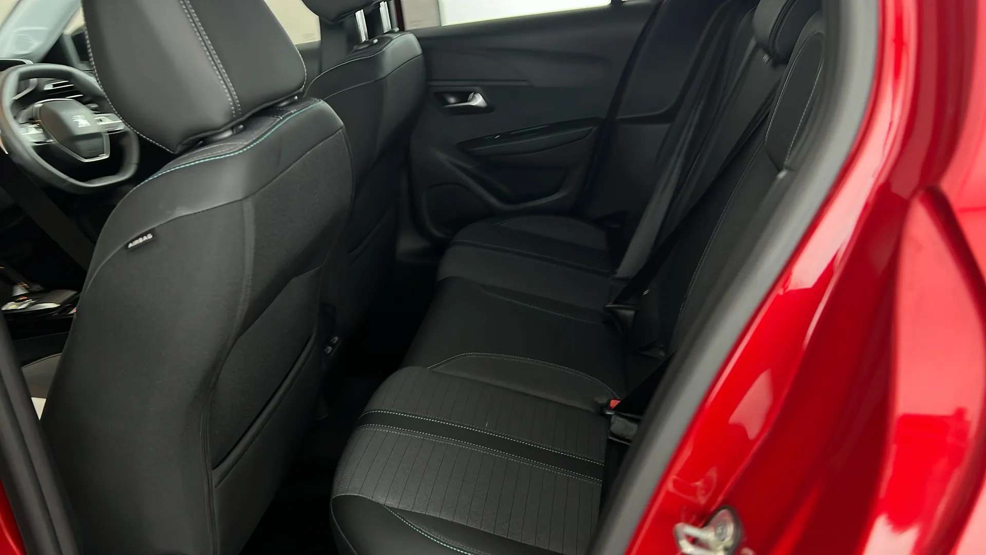 2023 PEUGEOT 208 2023 PEUGEOT 208