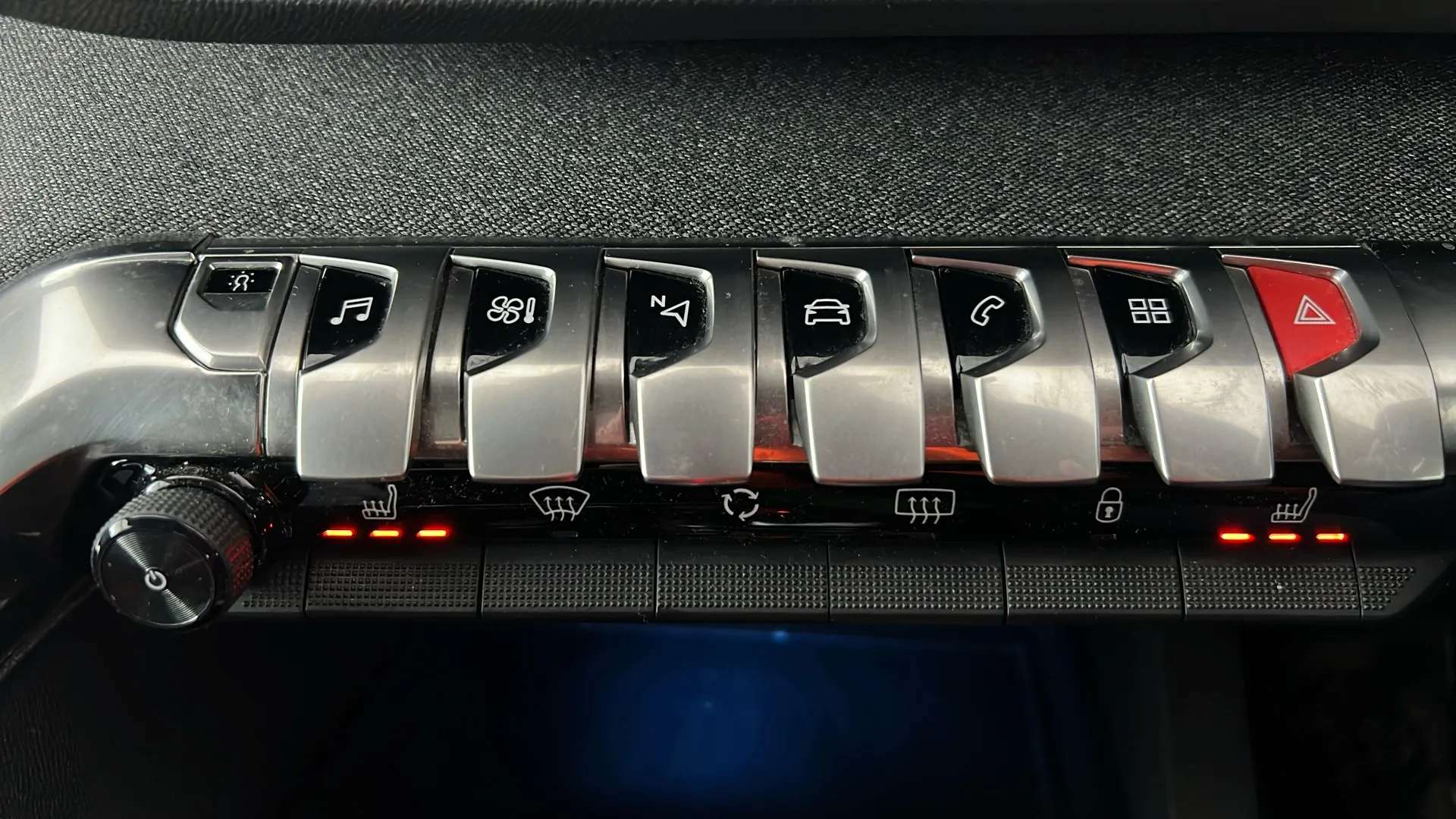 2019 PEUGEOT 3008 2019 PEUGEOT 3008