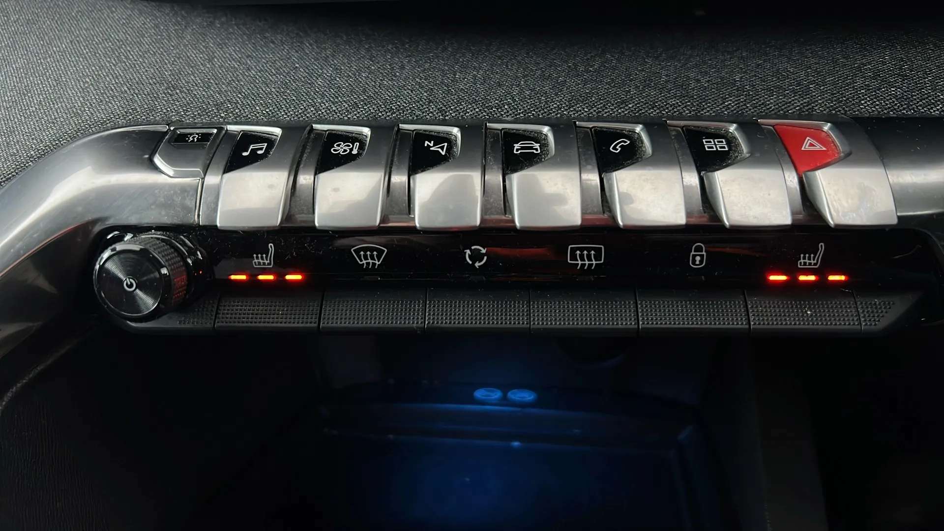 2019 PEUGEOT 3008 2019 PEUGEOT 3008