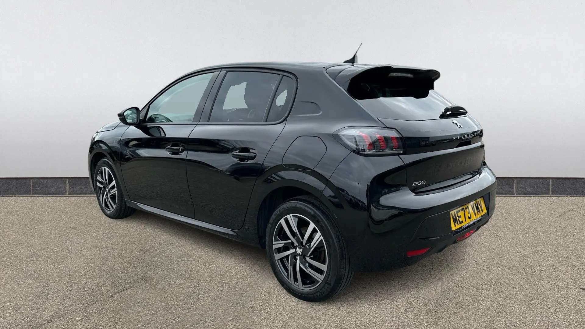 A 2024 PEUGEOT 208 1.2 PureTech 100 Allure Premium + EAT8 A 2024 PEUGEOT 208 1.2 PureTech 100 Allure Premium + EAT8