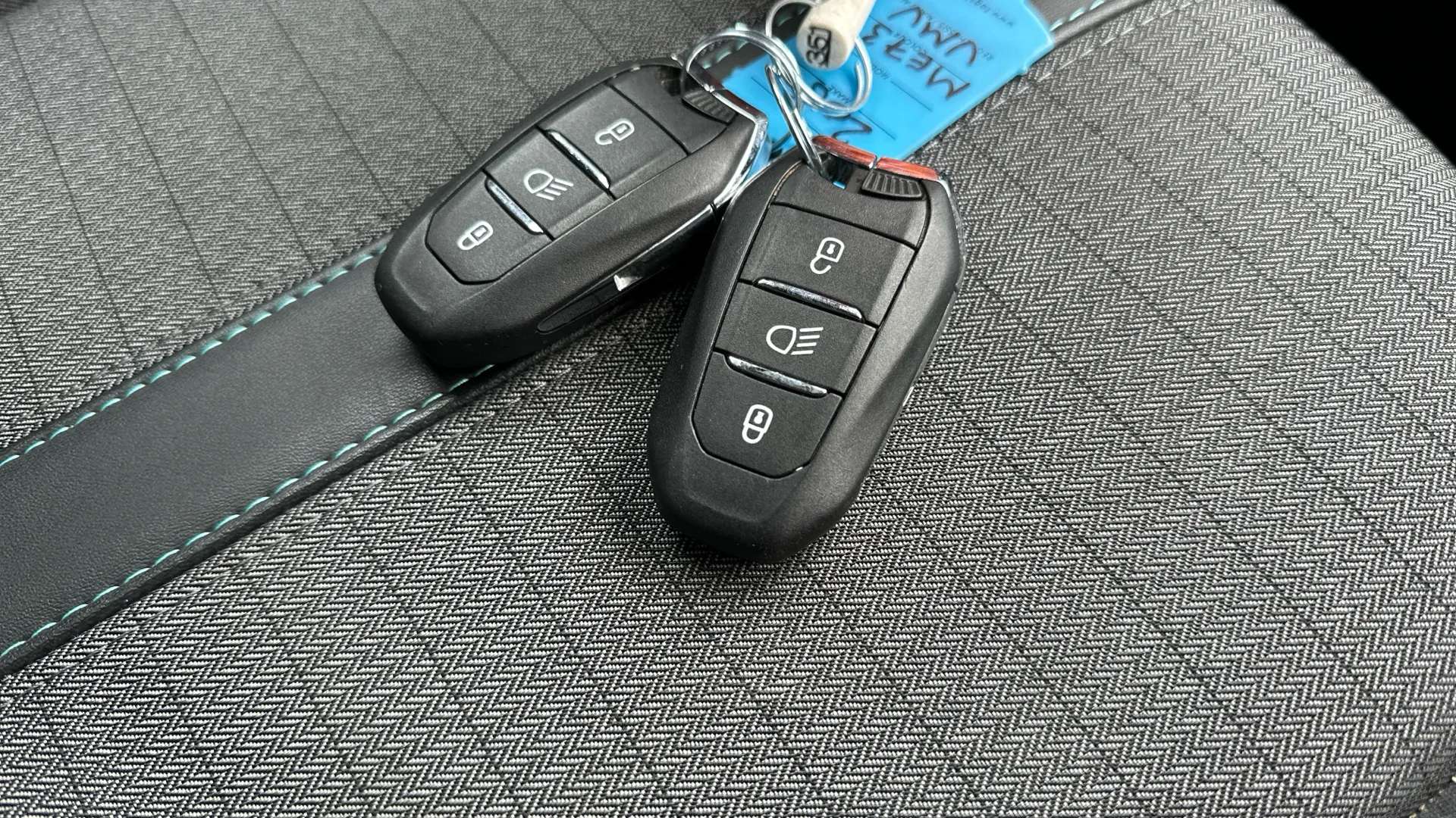 2024 PEUGEOT 208 2024 PEUGEOT 208