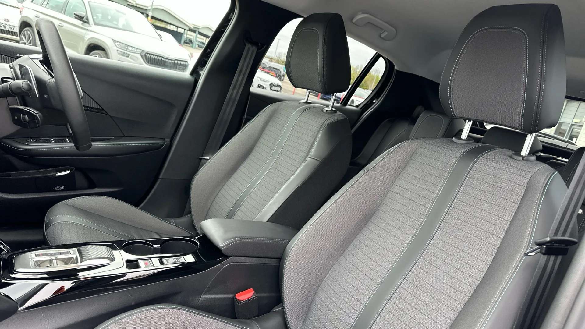 2024 PEUGEOT 208 2024 PEUGEOT 208