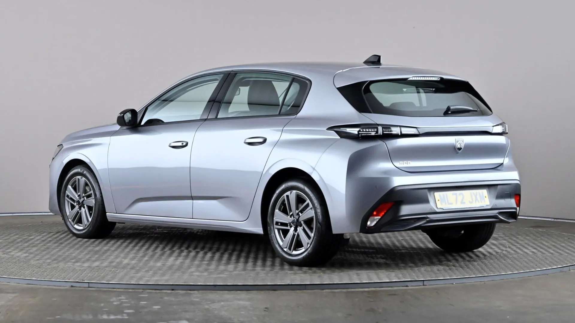 A 2022 PEUGEOT 308 1.2 PureTech Active Premium EAT8 A 2022 PEUGEOT 308 1.2 PureTech Active Premium EAT8