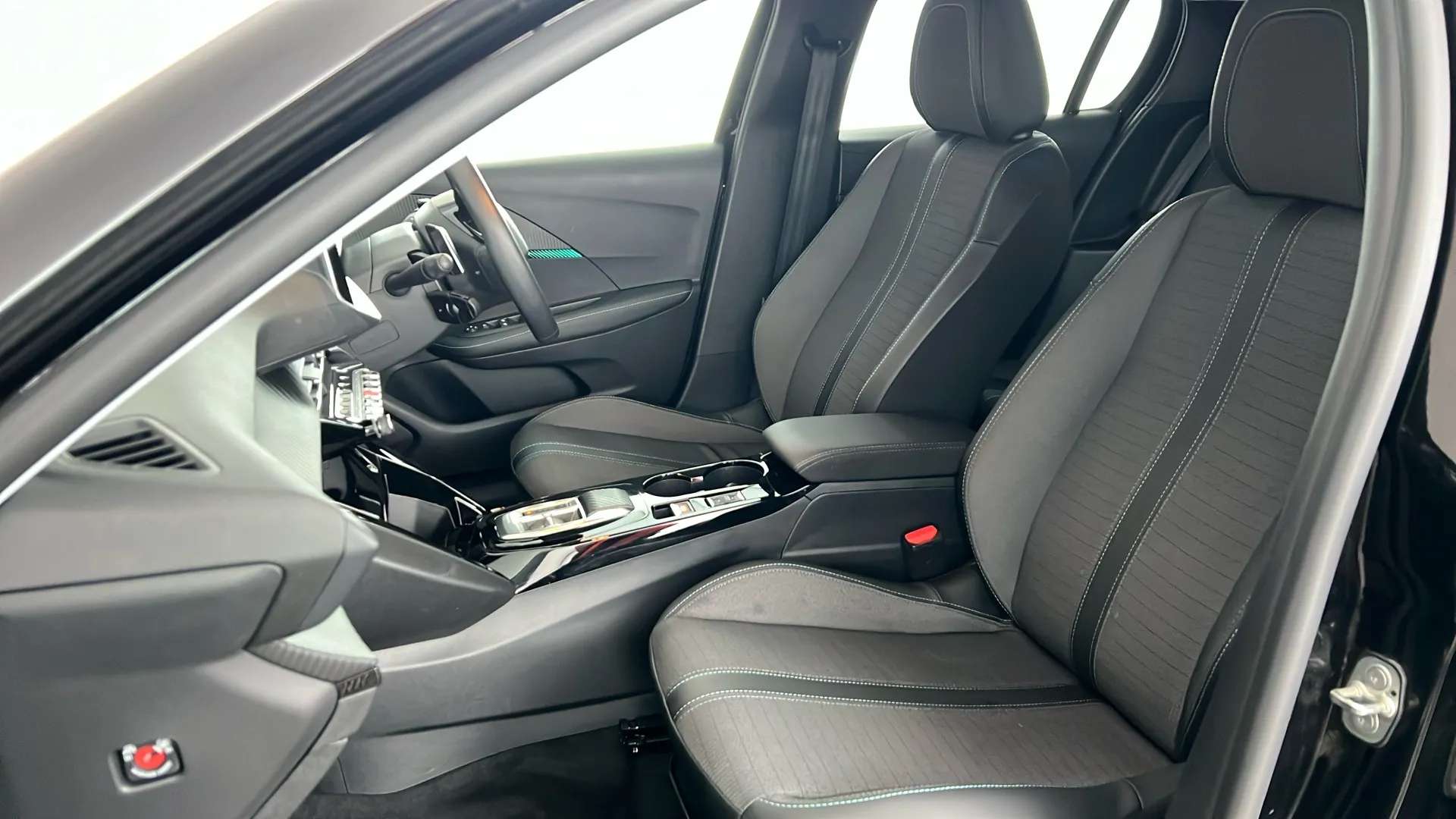 2023 PEUGEOT 208 2023 PEUGEOT 208