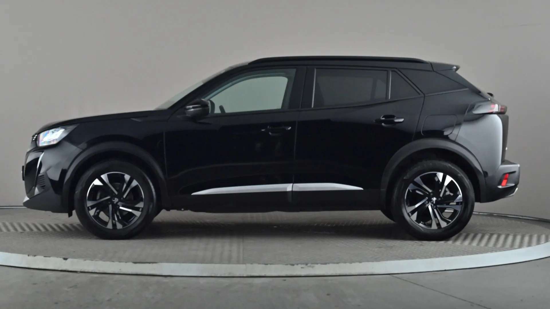 A 2022 PEUGEOT 2008 1.2 PureTech 130 Allure Premium+ EAT8 A 2022 PEUGEOT 2008 1.2 PureTech 130 Allure Premium+ EAT8