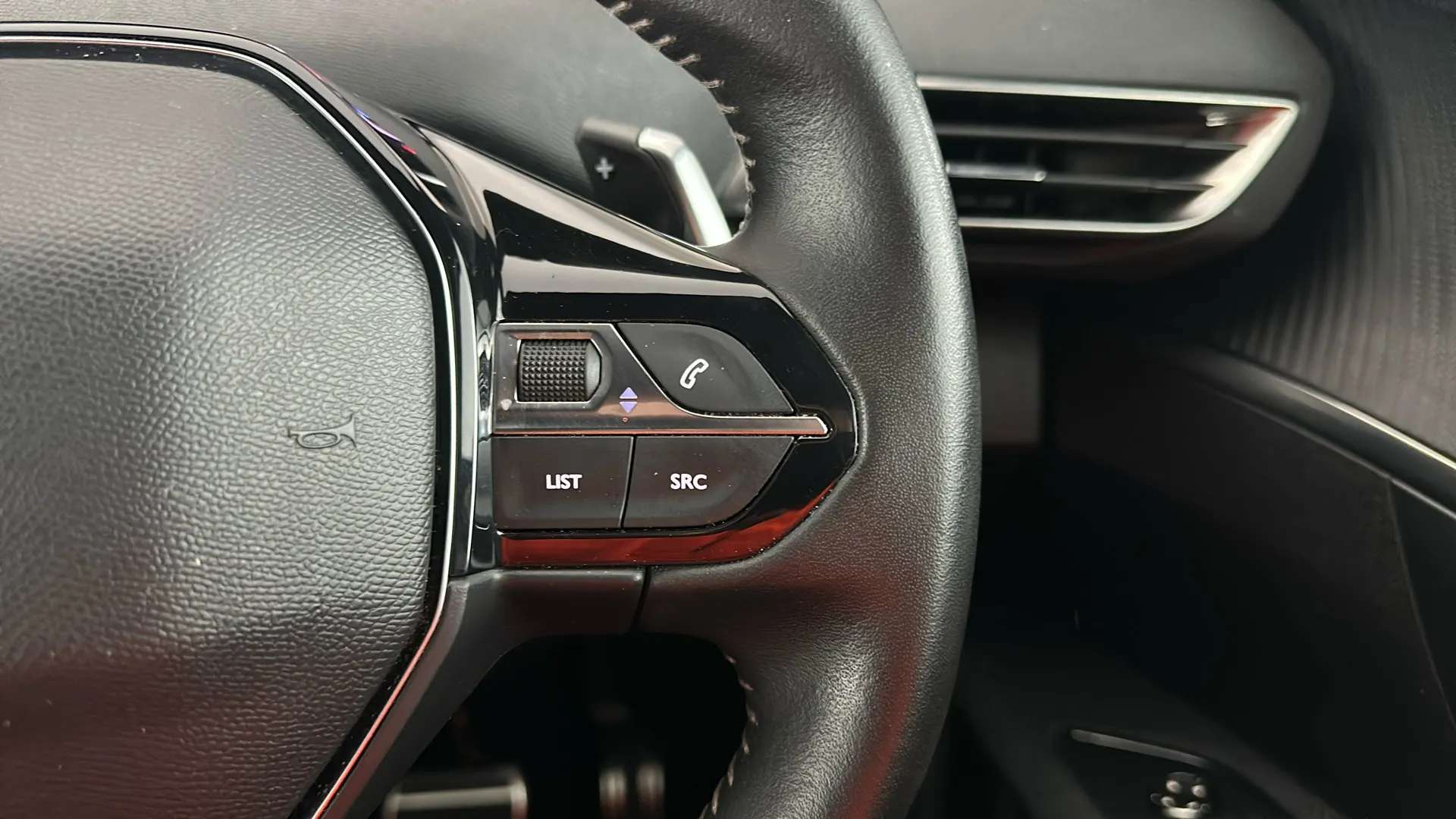 2023 PEUGEOT 5008 2023 PEUGEOT 5008