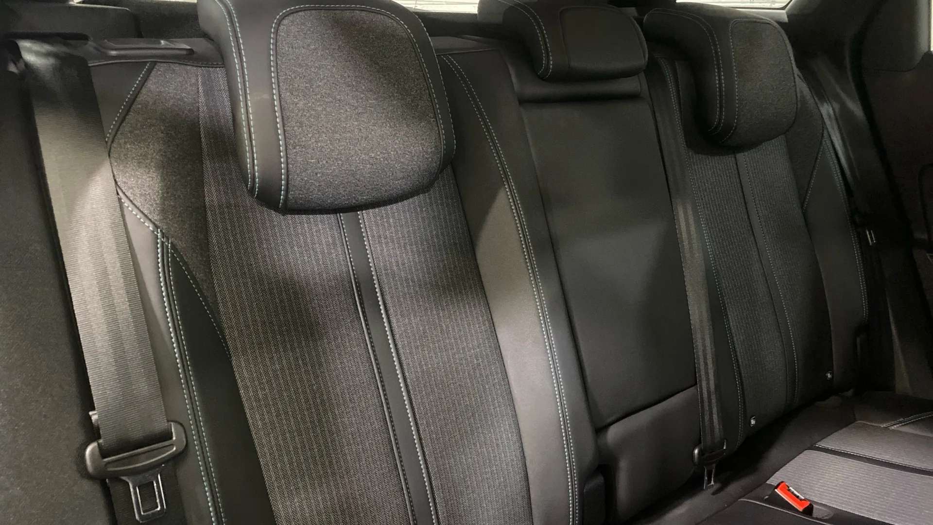 2022 PEUGEOT 3008 2022 PEUGEOT 3008