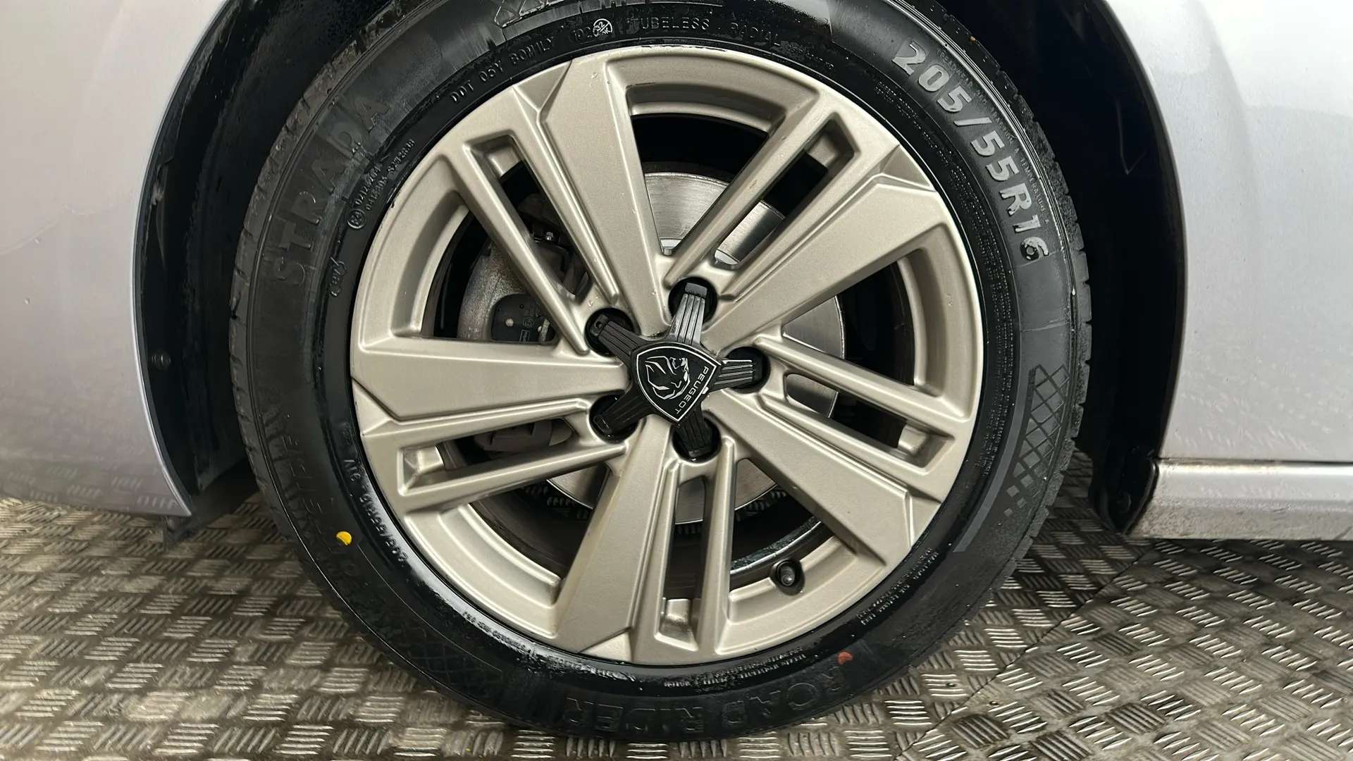 2022 PEUGEOT 308 2022 PEUGEOT 308