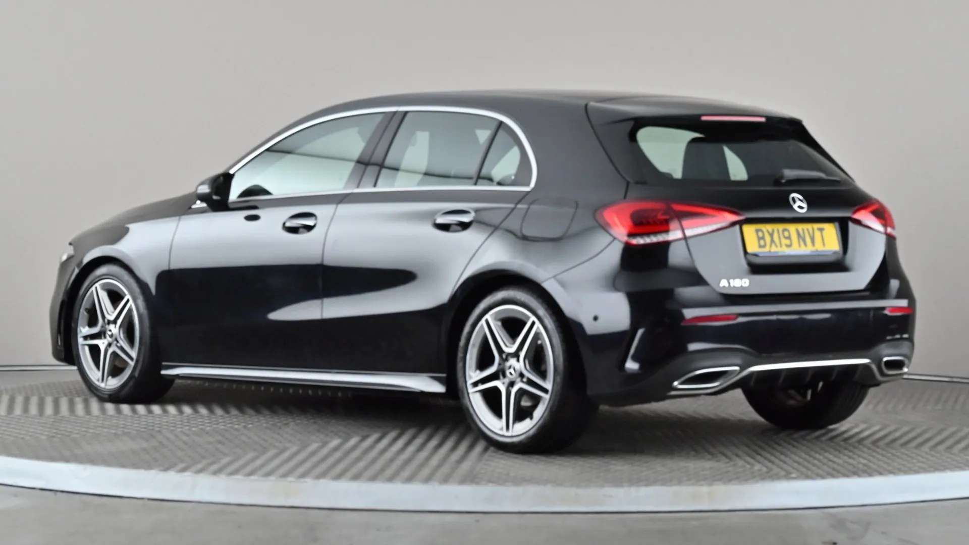 A 2019 MERCEDES-BENZ A CLASS A180 AMG Line Premium Plus A 2019 MERCEDES-BENZ A CLASS A180 AMG Line Premium Plus