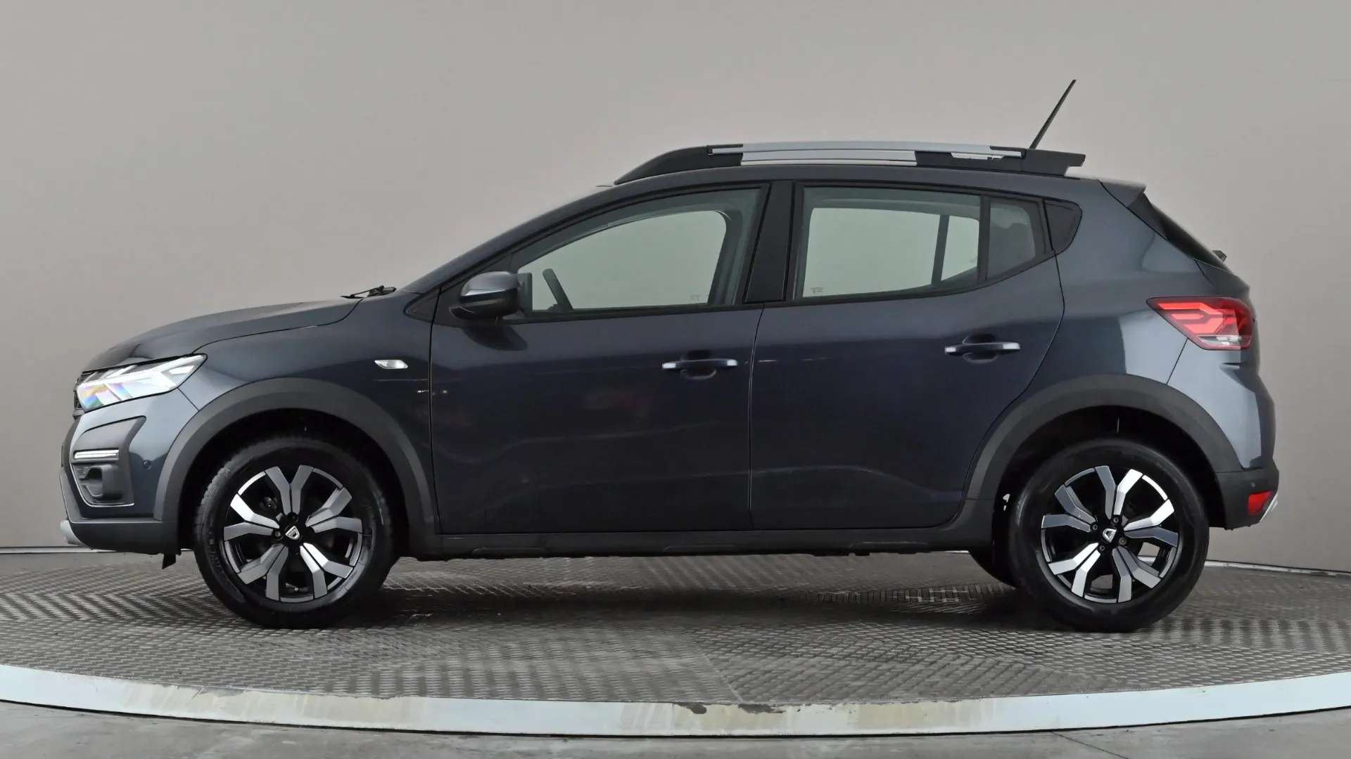 A 2022 DACIA SANDERO STEPWAY 1.0 TCe Prestige CVT A 2022 DACIA SANDERO STEPWAY 1.0 TCe Prestige CVT
