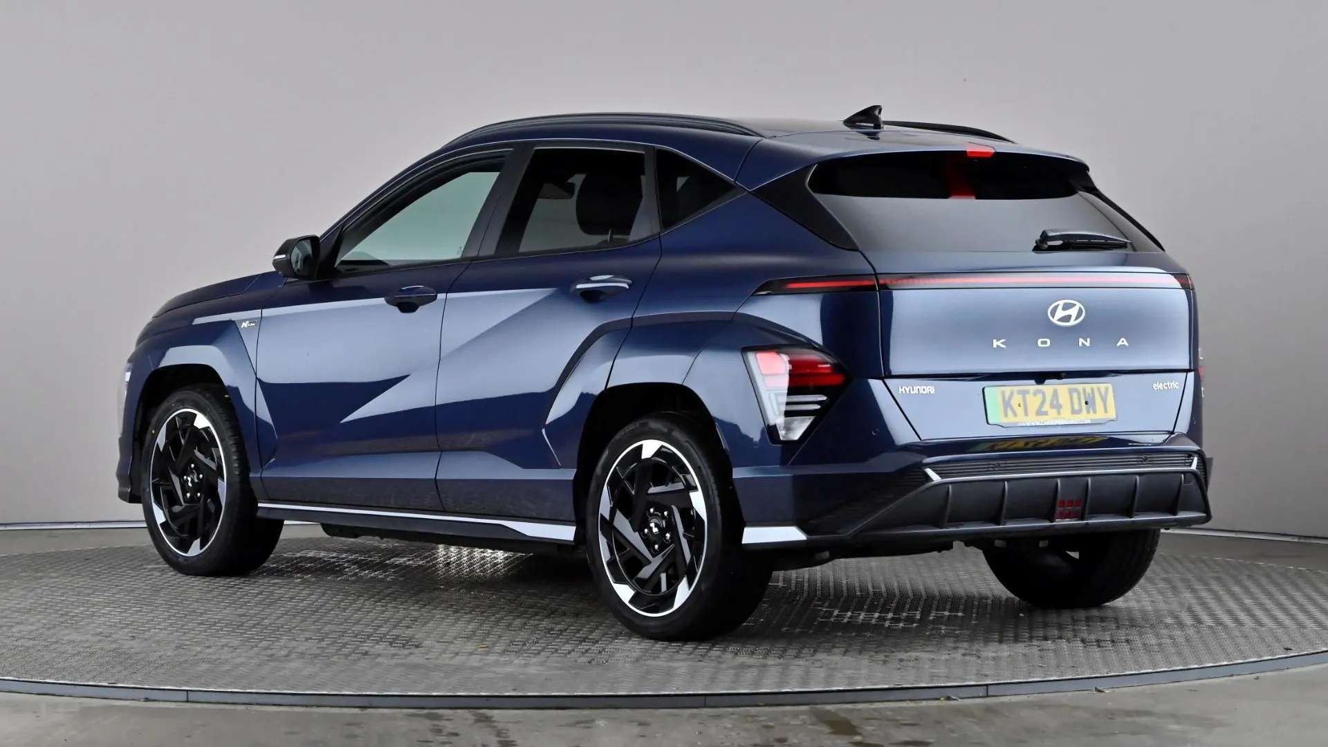 A 2024 HYUNDAI KONA 160kW N Line S 65kWh Auto A 2024 HYUNDAI KONA 160kW N Line S 65kWh Auto