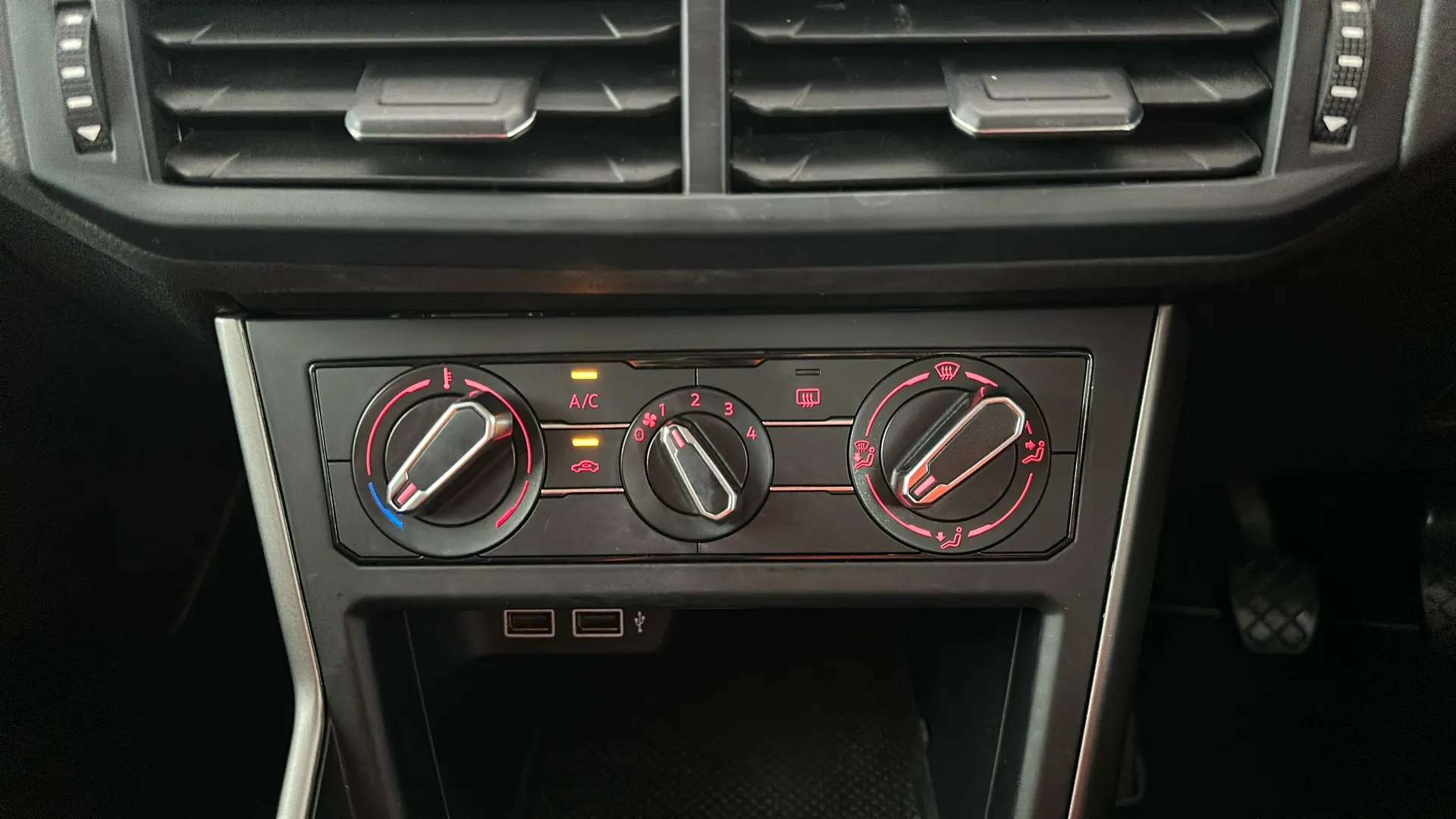 2020 VOLKSWAGEN POLO 2020 VOLKSWAGEN POLO