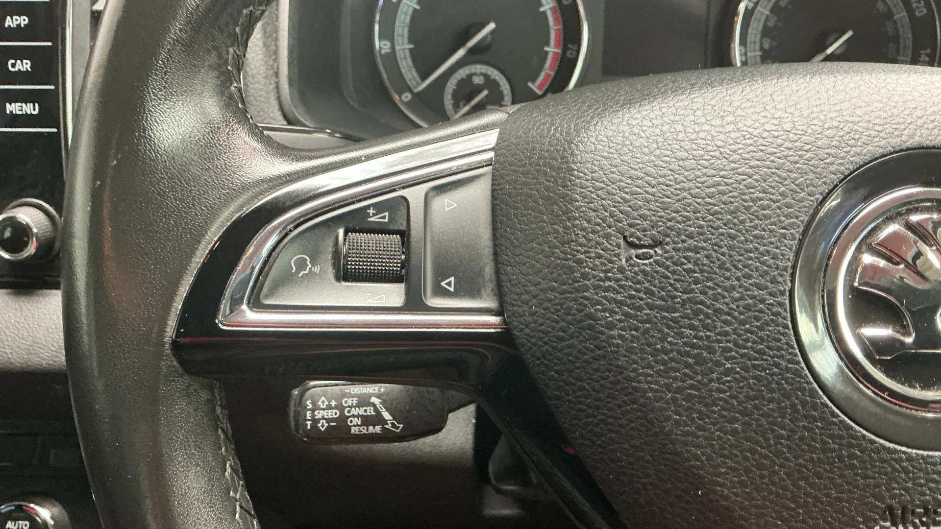 2020 SKODA KAROQ 2020 SKODA KAROQ