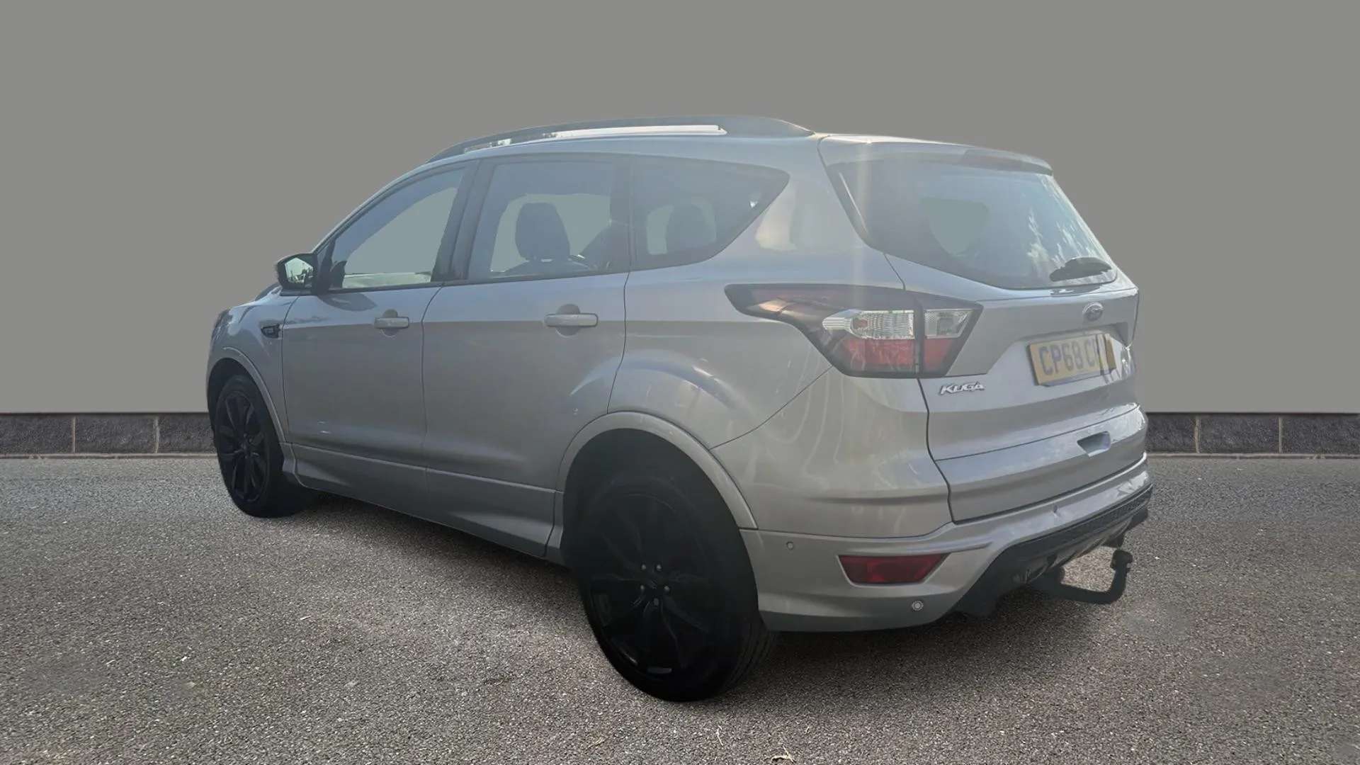 A 2018 FORD KUGA 2.0 TDCi ST-Line X Auto 2WD A 2018 FORD KUGA 2.0 TDCi ST-Line X Auto 2WD