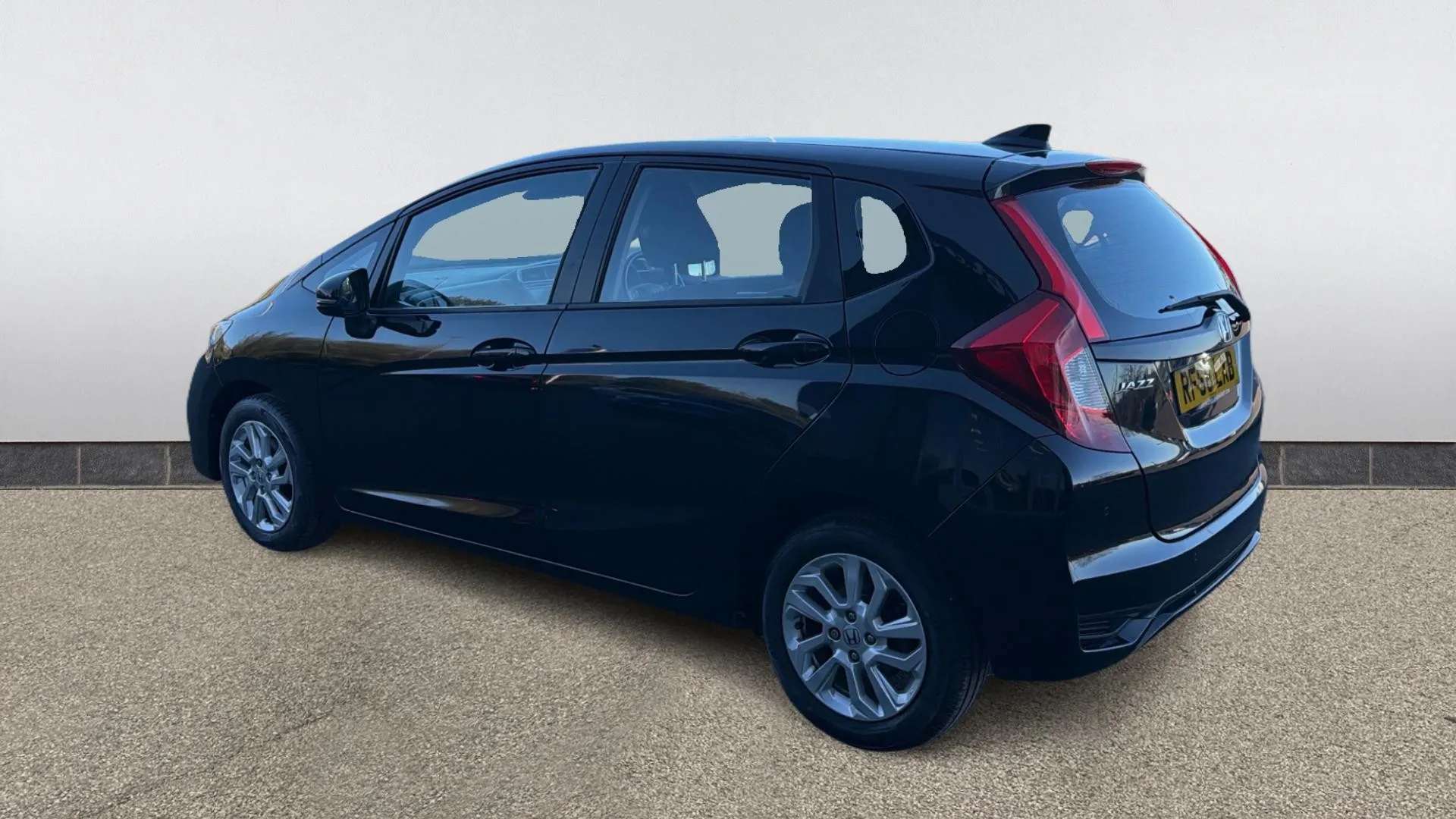 A 2019 HONDA JAZZ 1.3 i-VTEC SE Navi CVT A 2019 HONDA JAZZ 1.3 i-VTEC SE Navi CVT