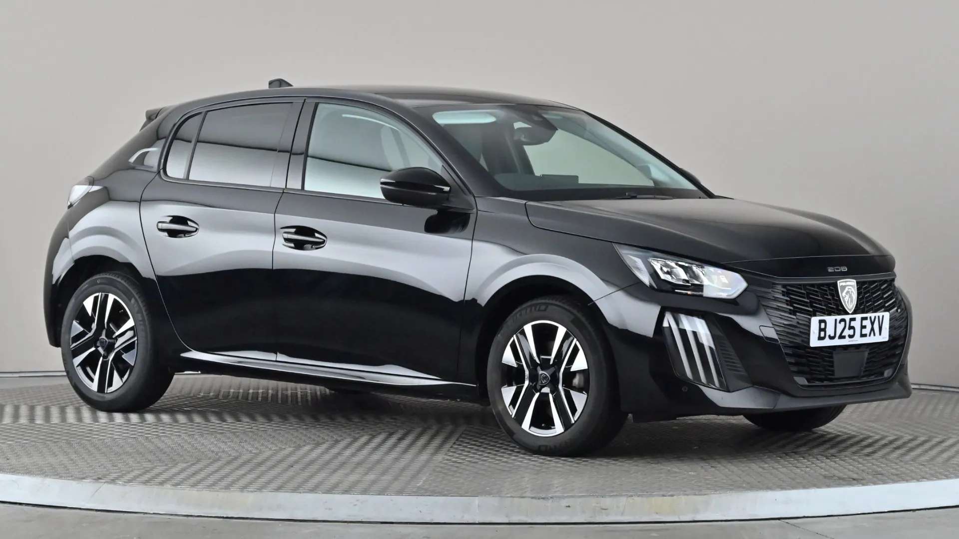 A 2025 PEUGEOT 208 1.2 PureTech 100 Allure A 2025 PEUGEOT 208 1.2 PureTech 100 Allure