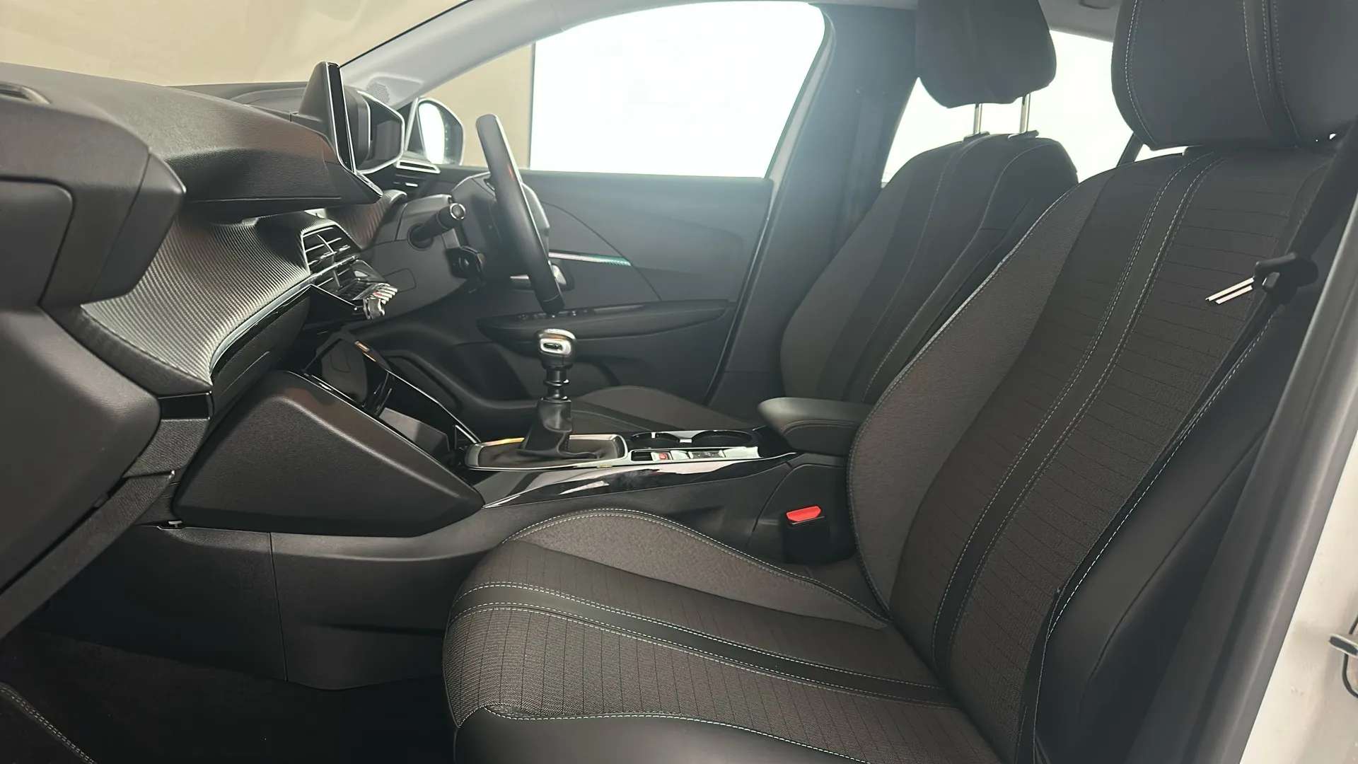 2020 PEUGEOT 208 2020 PEUGEOT 208