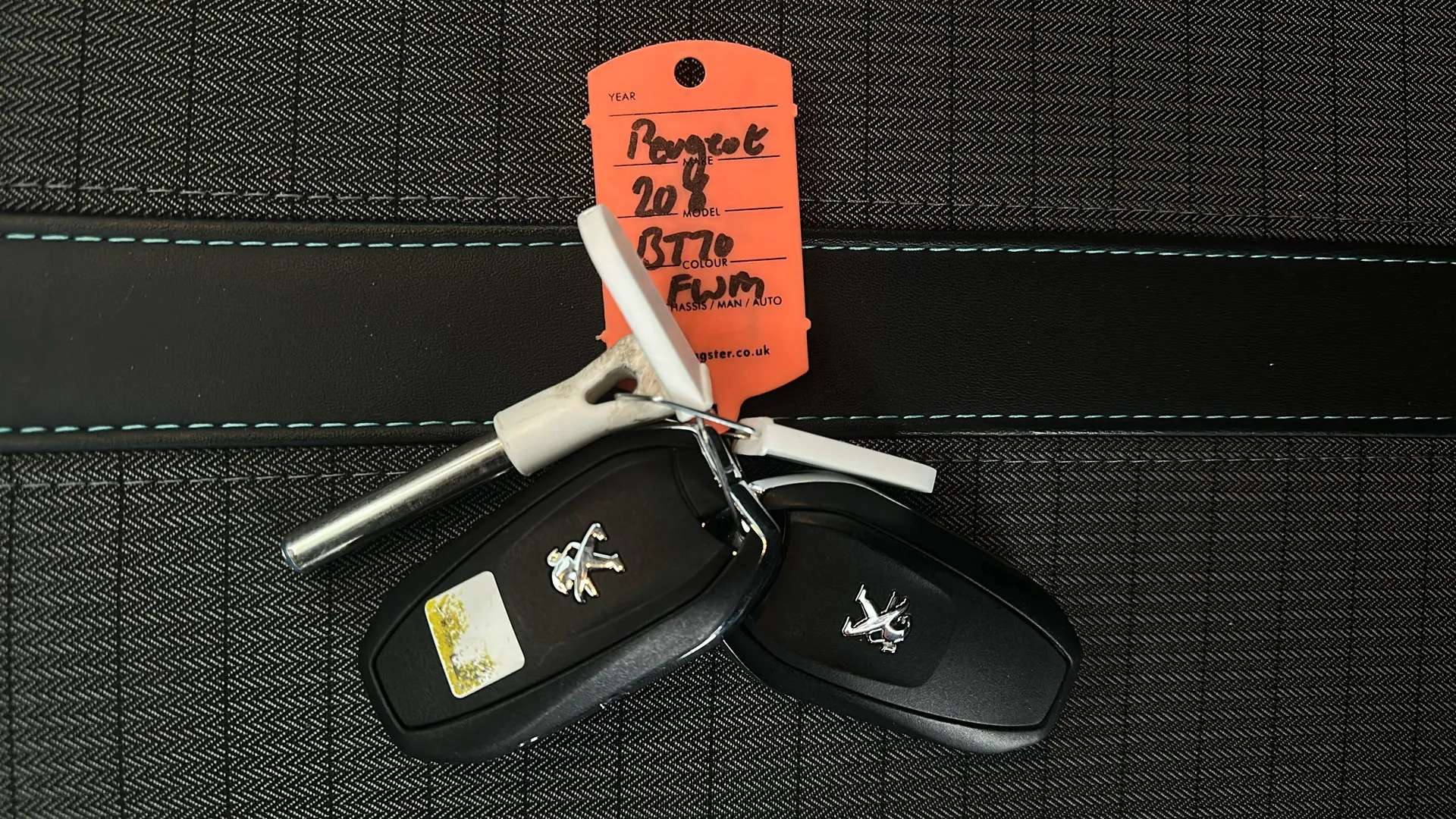 2020 PEUGEOT 208 2020 PEUGEOT 208