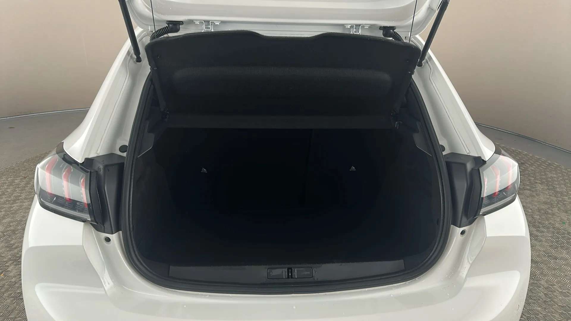 2020 PEUGEOT 208 2020 PEUGEOT 208