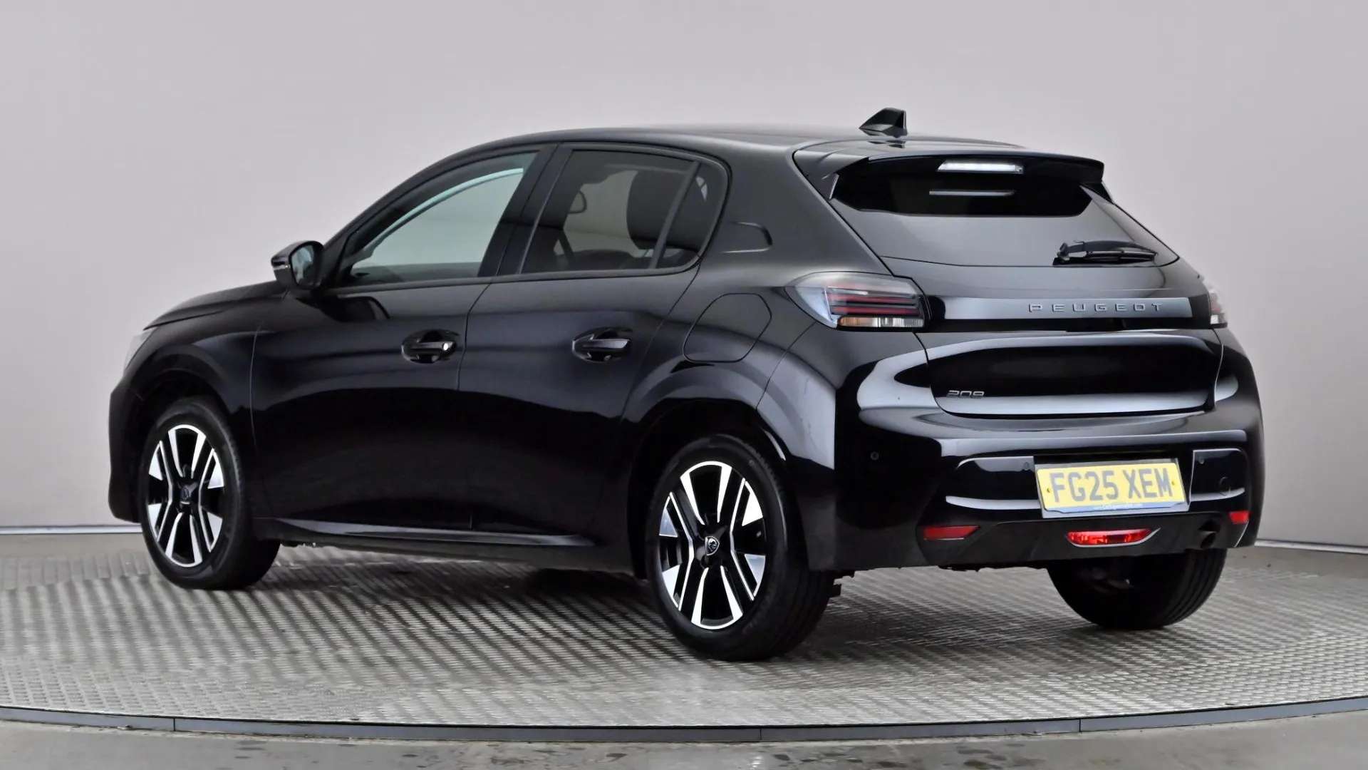 A 2025 PEUGEOT 208 1.2 PureTech 100 Allure A 2025 PEUGEOT 208 1.2 PureTech 100 Allure
