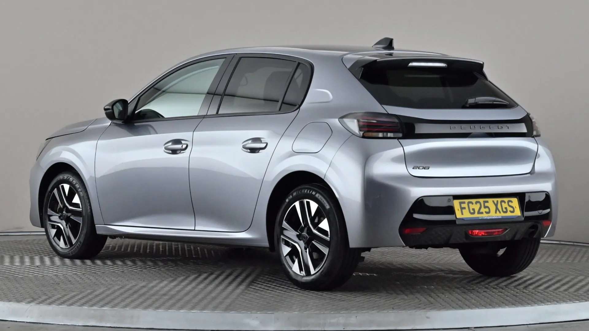 A 2025 PEUGEOT 208 1.2 PureTech 100 Allure A 2025 PEUGEOT 208 1.2 PureTech 100 Allure