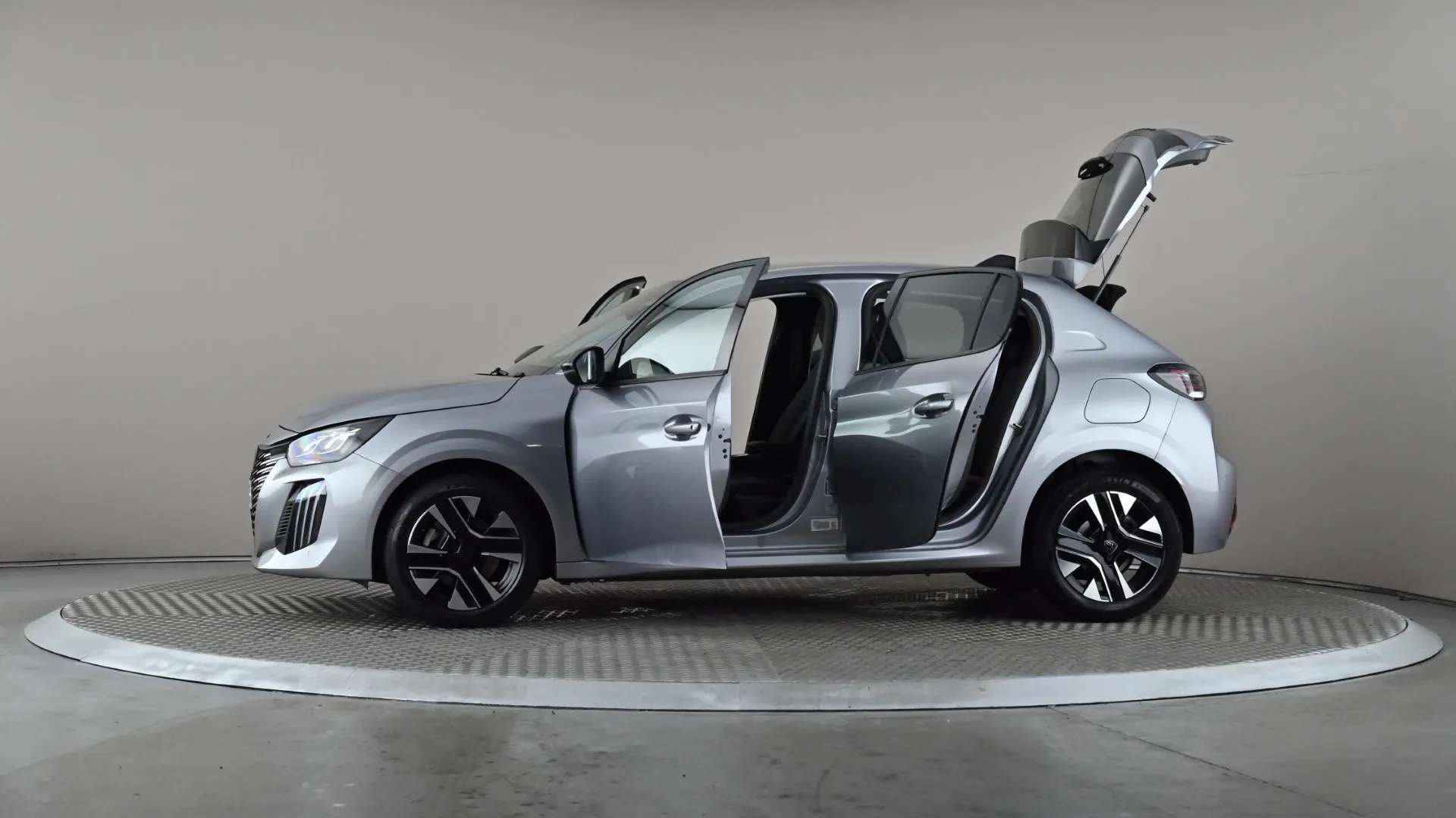 2025 PEUGEOT 208 2025 PEUGEOT 208