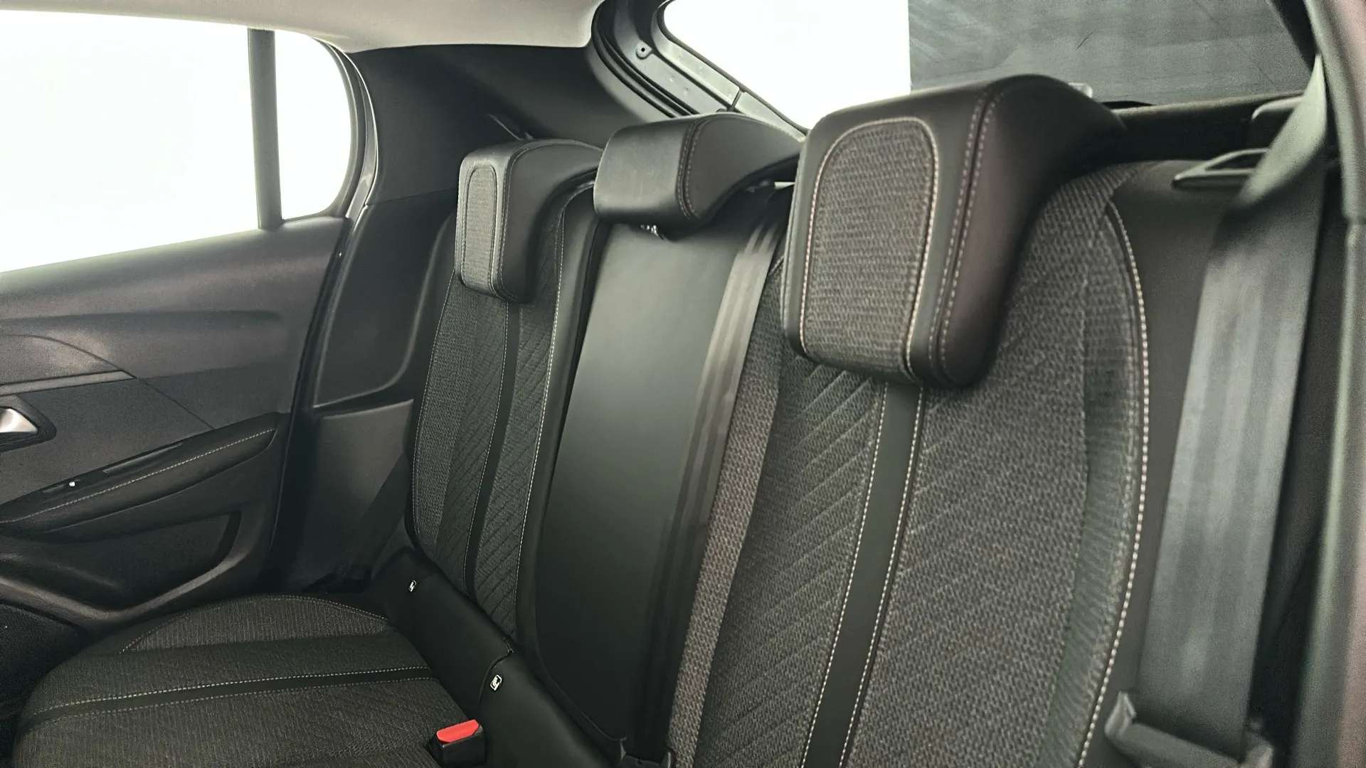 2025 PEUGEOT 208 2025 PEUGEOT 208