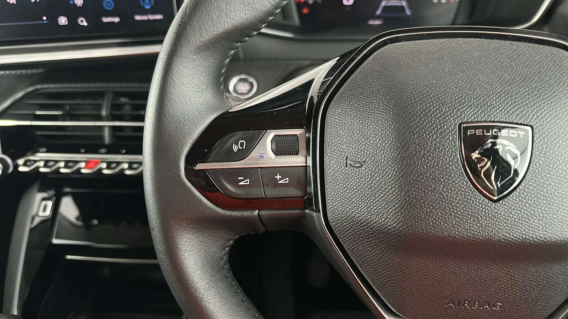 2025 PEUGEOT 208 2025 PEUGEOT 208