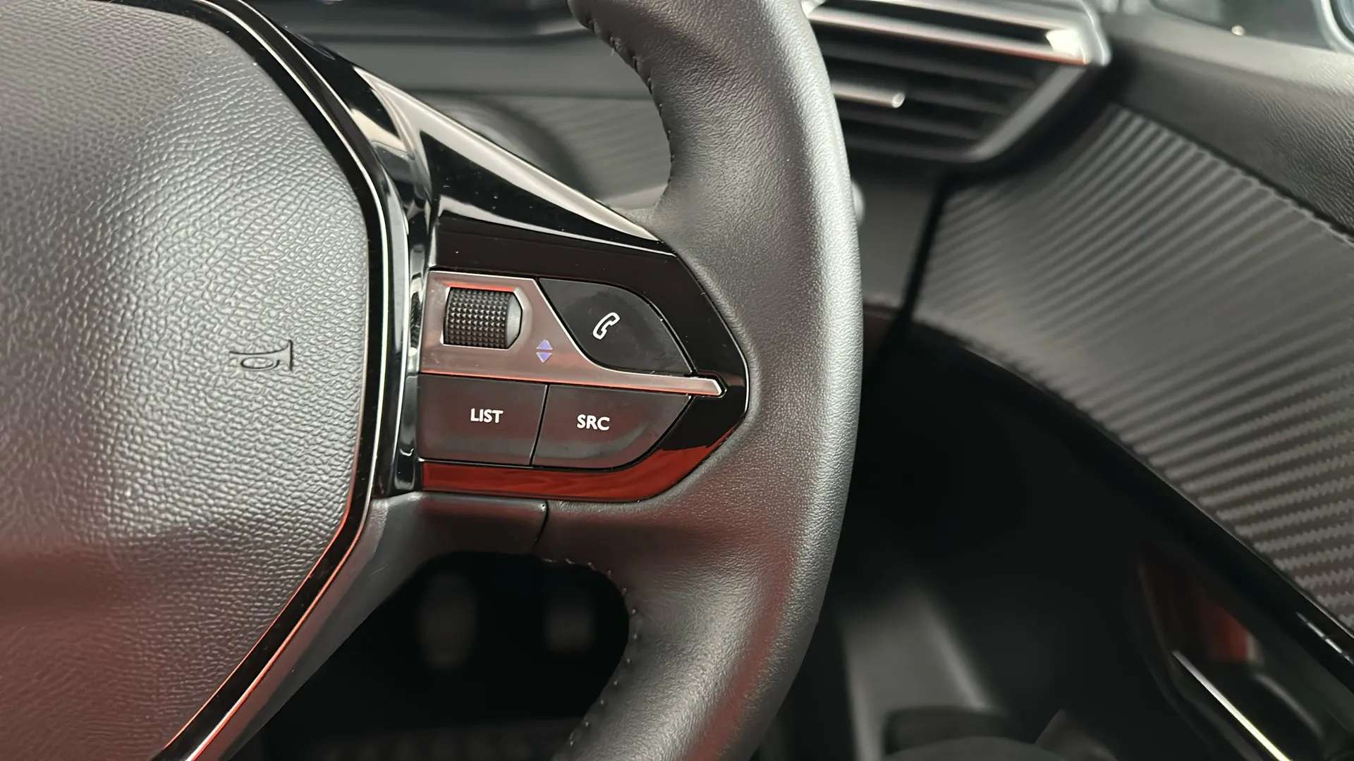 2025 PEUGEOT 208 2025 PEUGEOT 208
