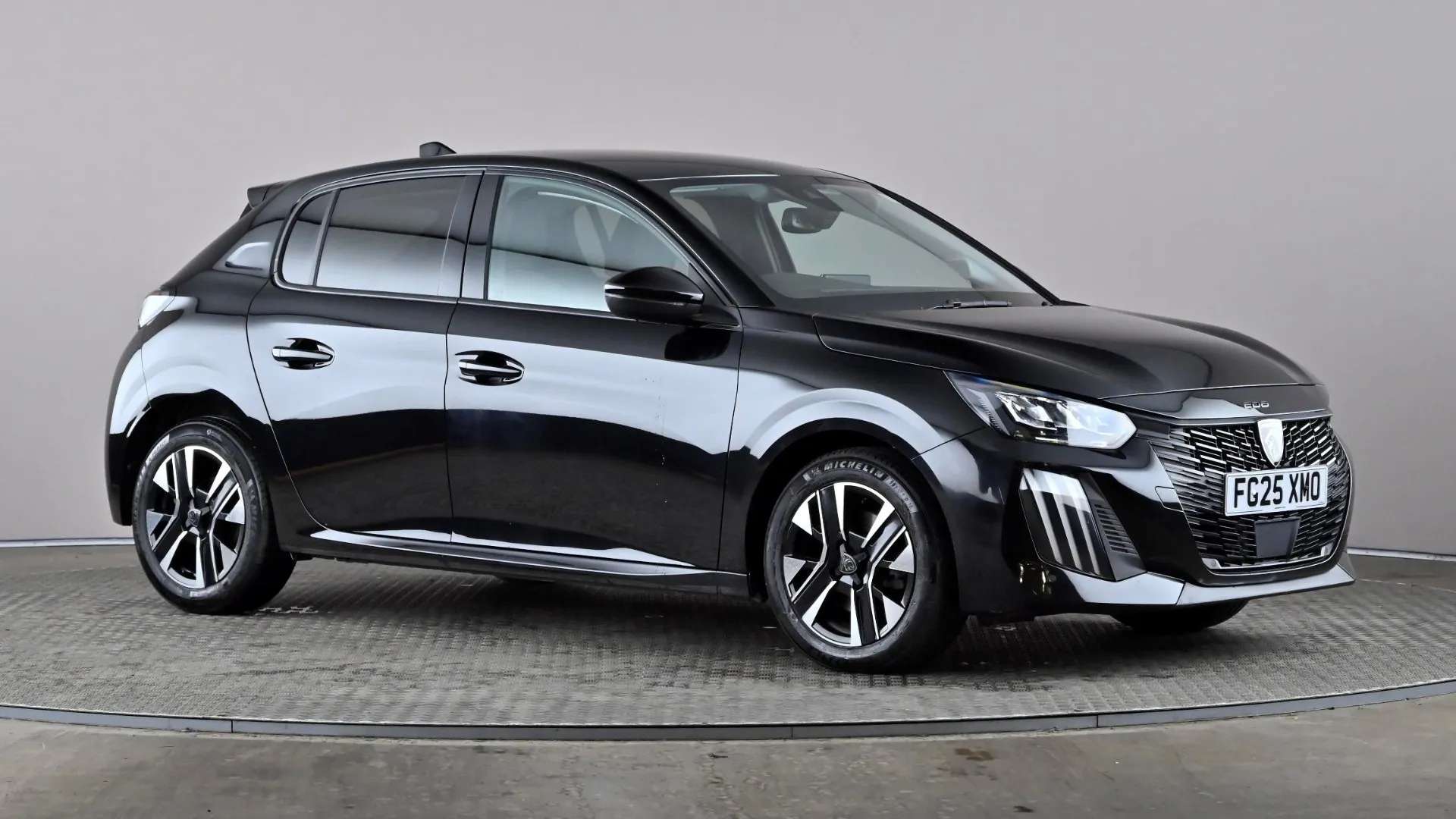 A 2025 PEUGEOT 208 1.2 PureTech 100 Allure A 2025 PEUGEOT 208 1.2 PureTech 100 Allure