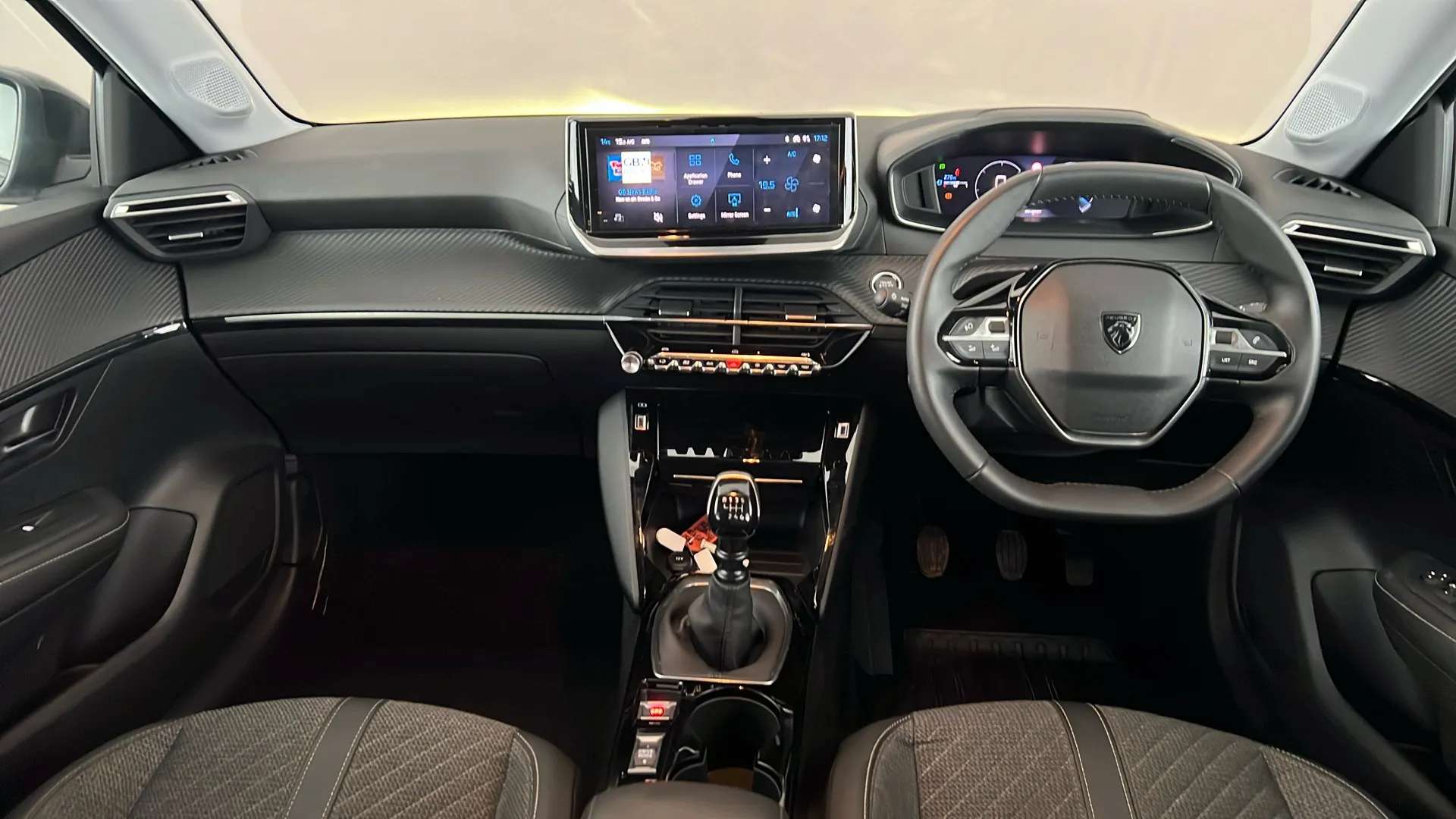 2025 PEUGEOT 208 2025 PEUGEOT 208