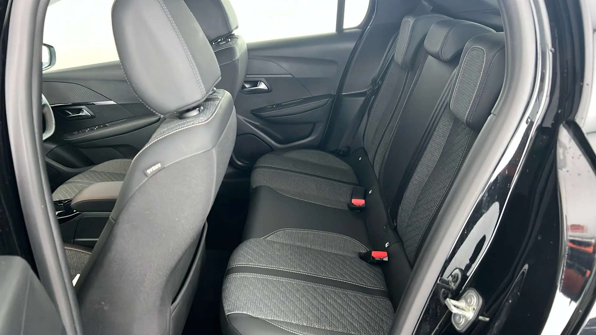 2025 PEUGEOT 208 2025 PEUGEOT 208