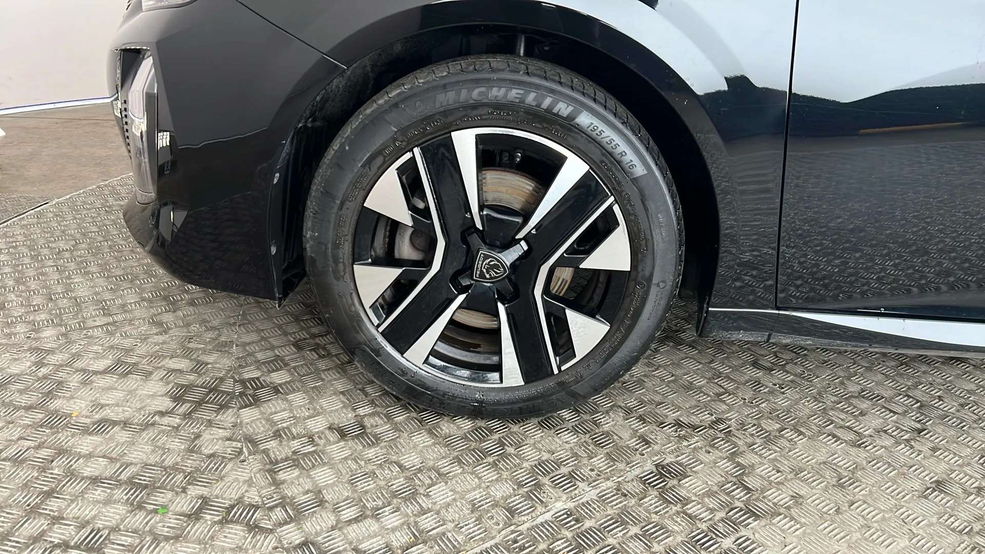 2025 PEUGEOT 208 2025 PEUGEOT 208