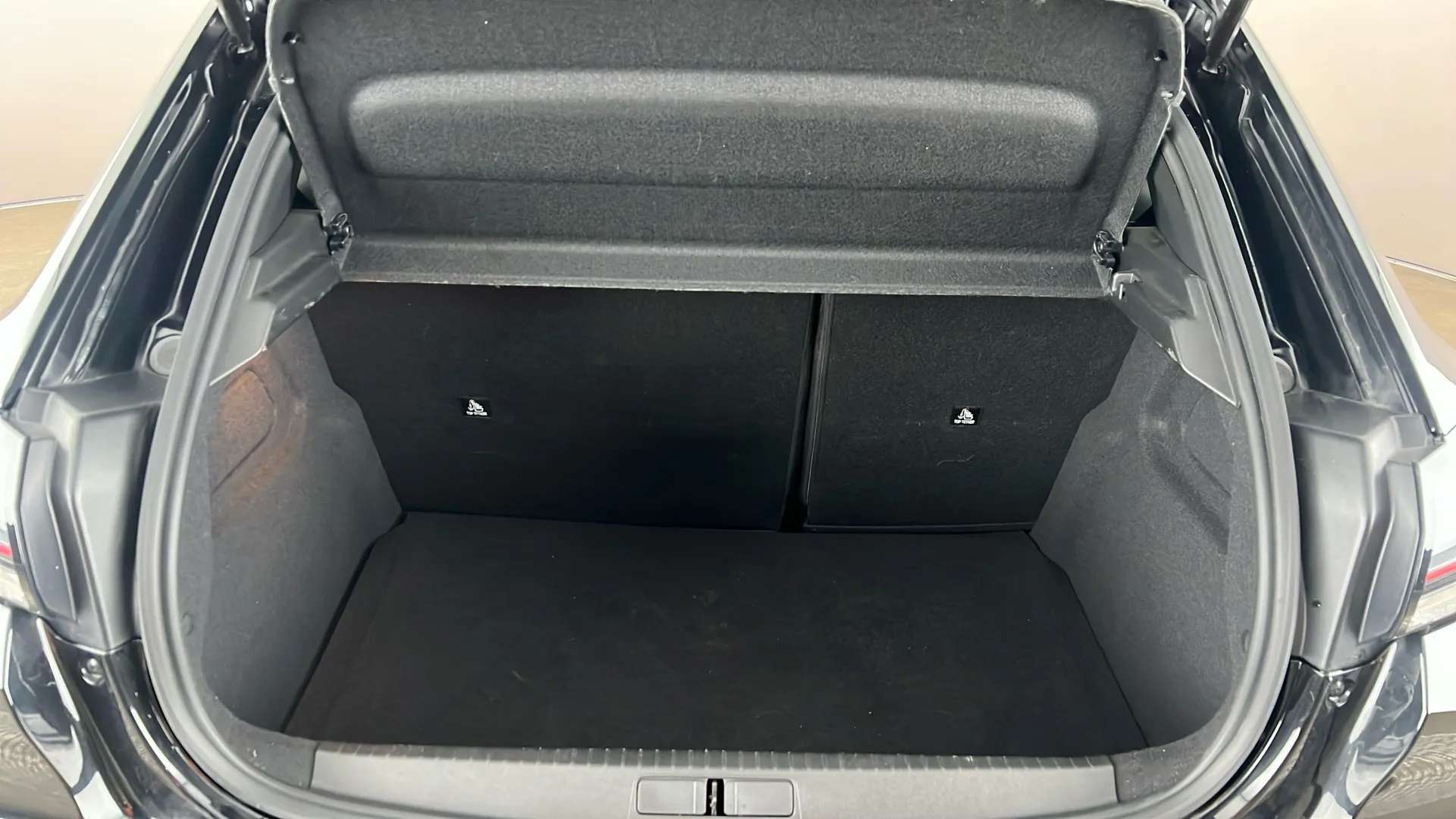 2025 PEUGEOT 208 2025 PEUGEOT 208