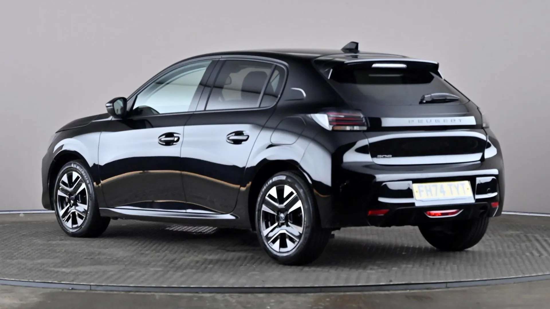 A 2025 PEUGEOT 208 1.2 PureTech 100 Allure A 2025 PEUGEOT 208 1.2 PureTech 100 Allure